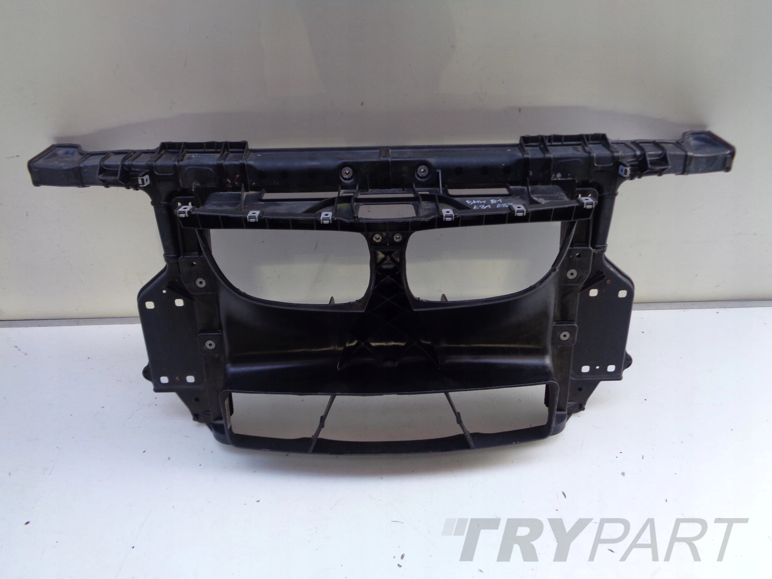 FRONT BUMPER REINFORCEMENT BMW 1 E81 E87