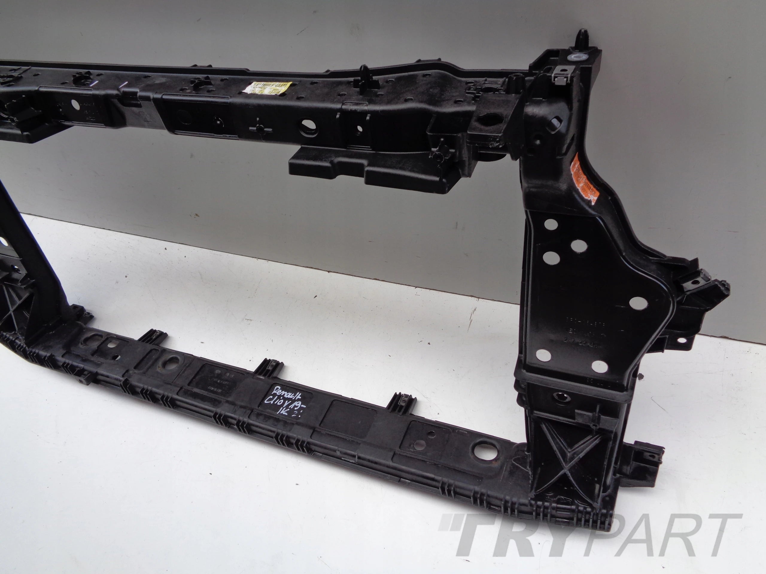 FRONT BUMPER REINFORCEMENT RENAULT CLIO V 19-