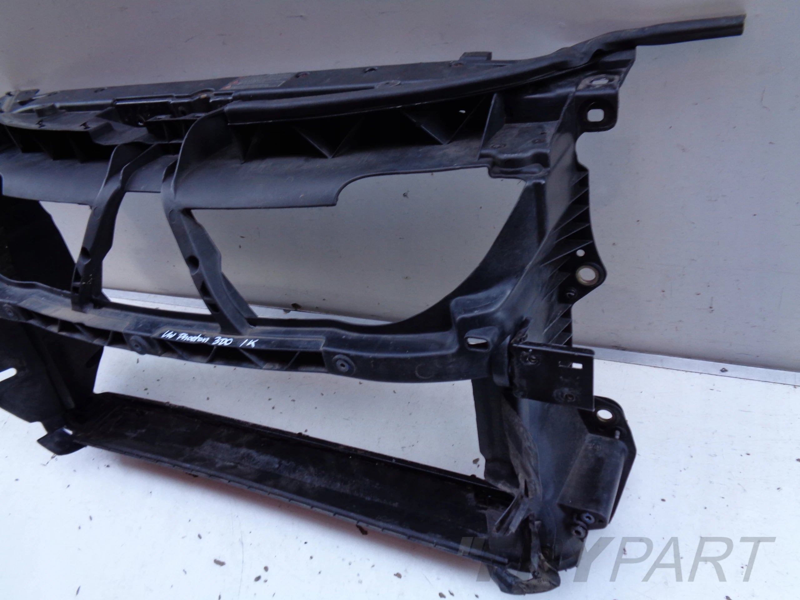 FRONT BUMPER REINFORCEMENT VW PHAETON 3D 3D0 03-