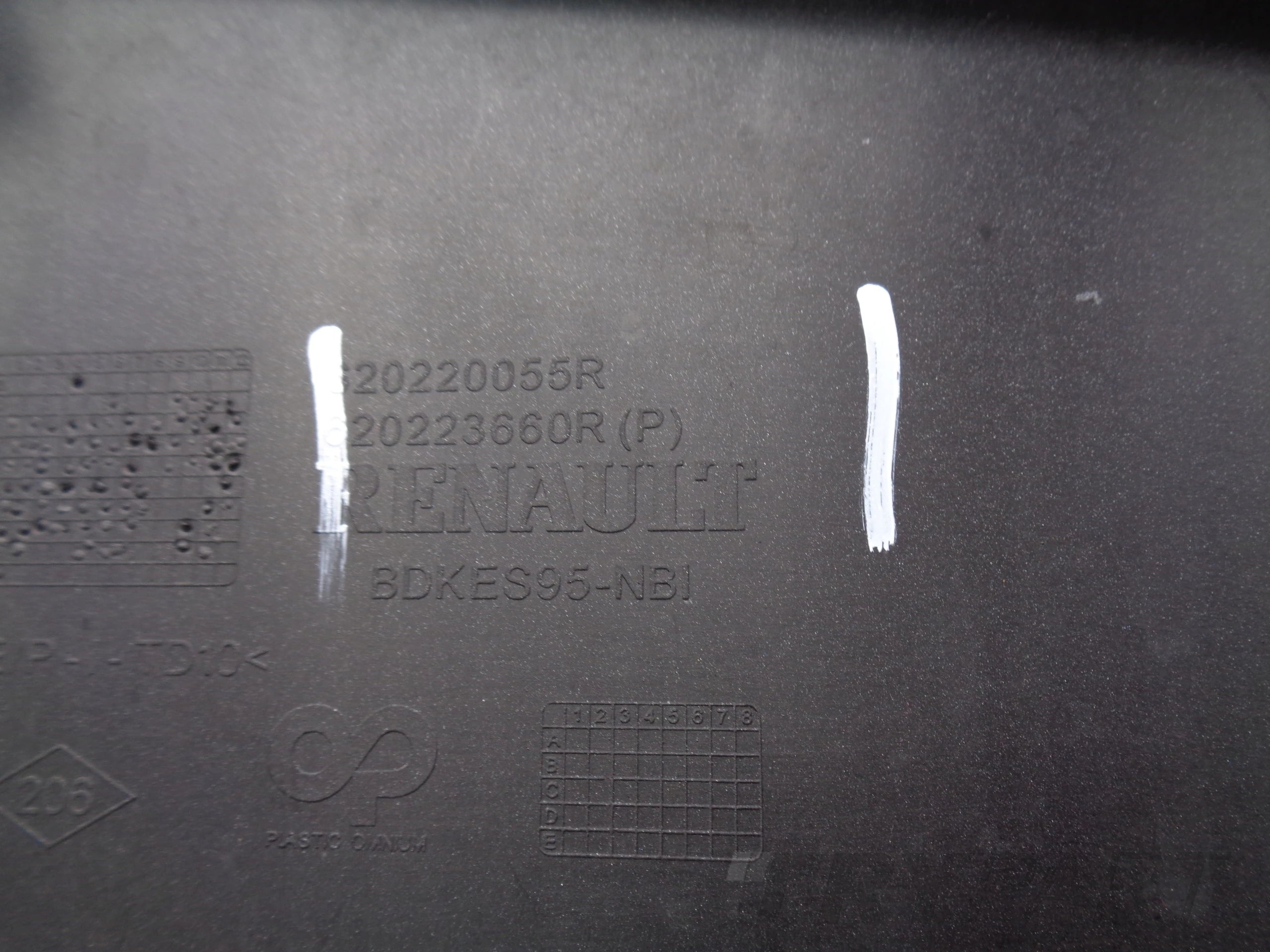 FRONT BUMPER RENAULT MEGANE III 13- FACELIFT NO. 46174