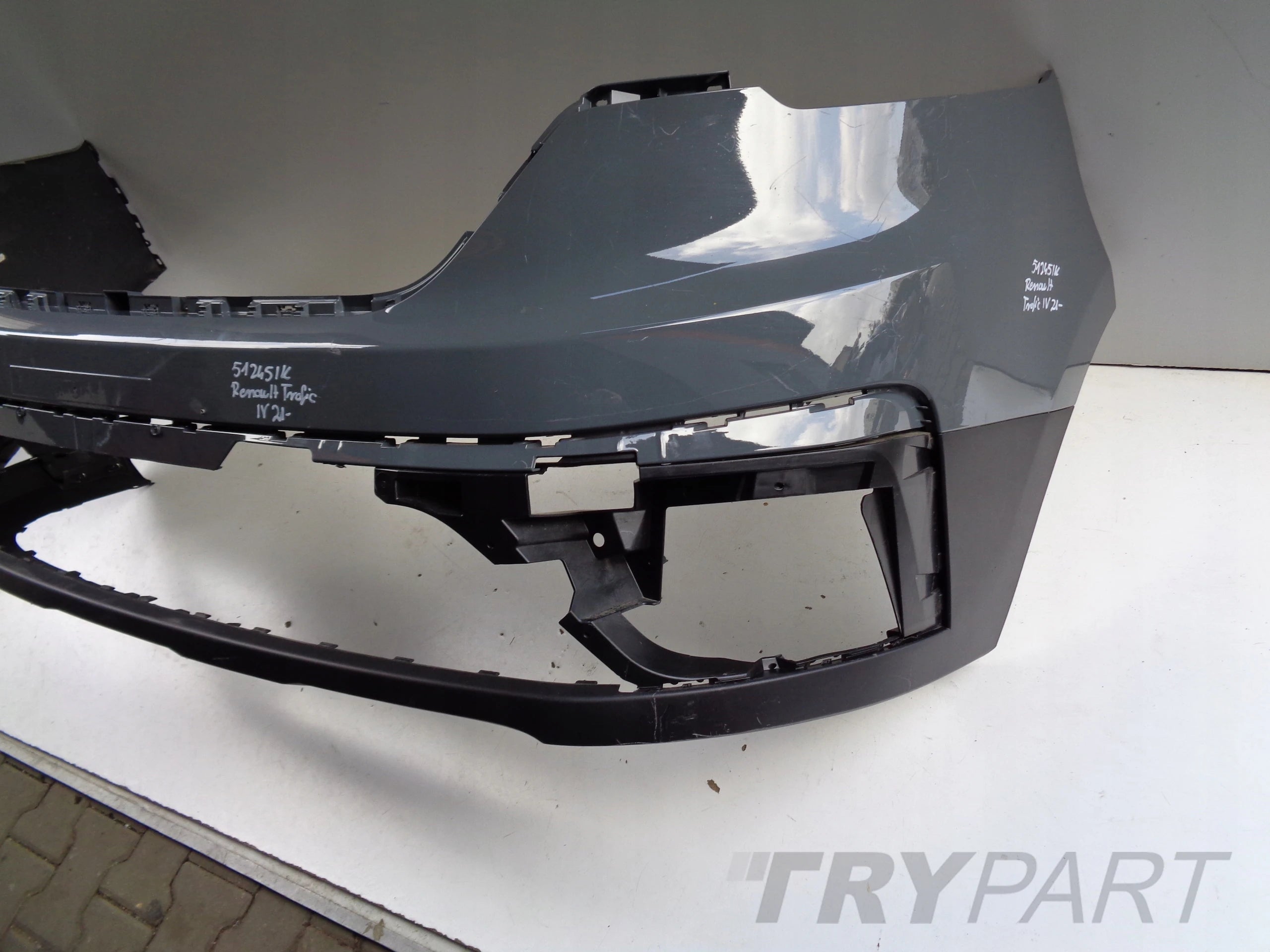 FRONT BUMPER RENAULT TRAFIC IV 21- NO. 51245