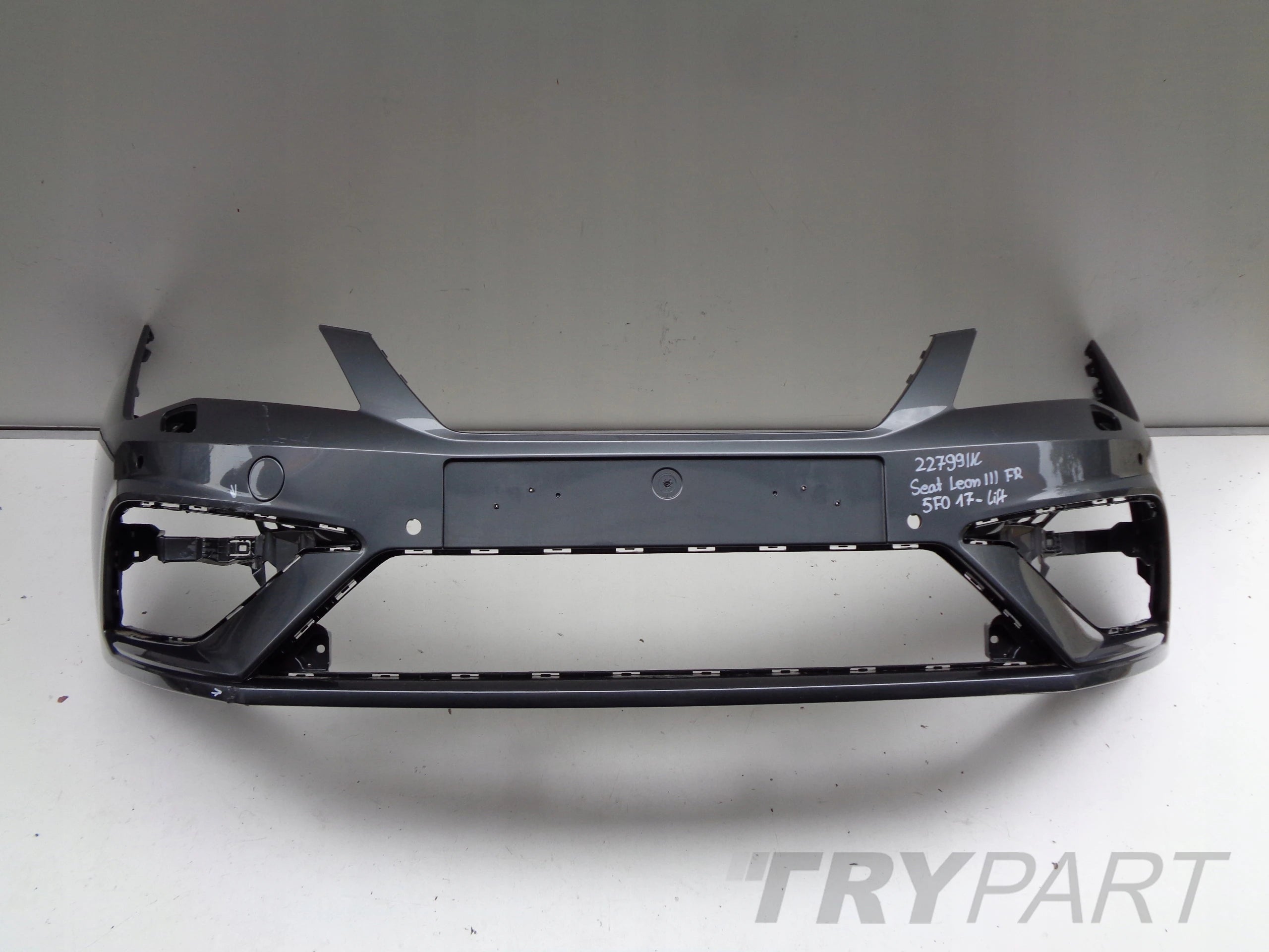 FRONT BUMPER SEAT LEON III FR 5F 17- FACELIFT 22799