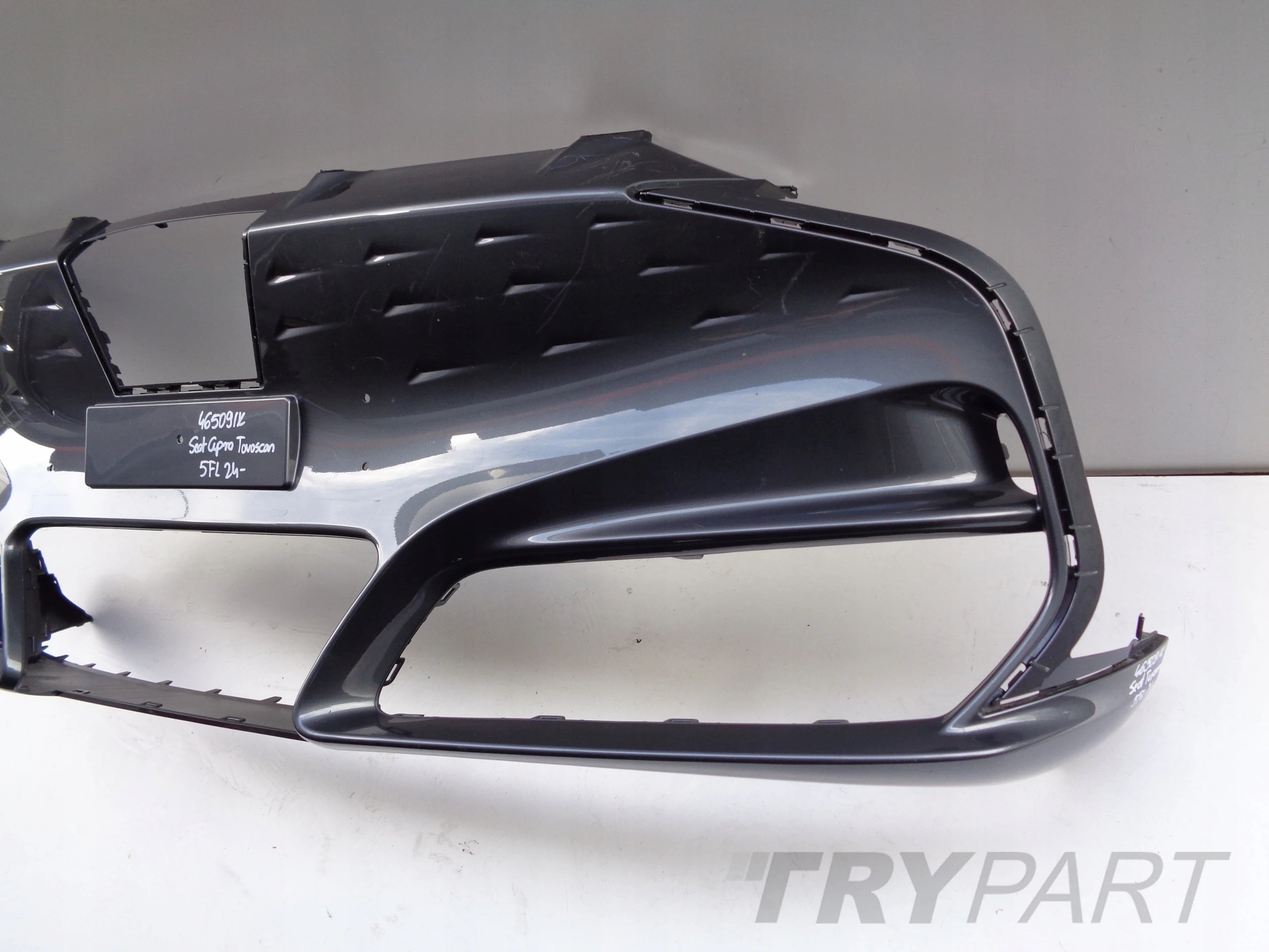 FRONT BUMPER SEAT TAVASCAN 5FL 24- NO. 46509