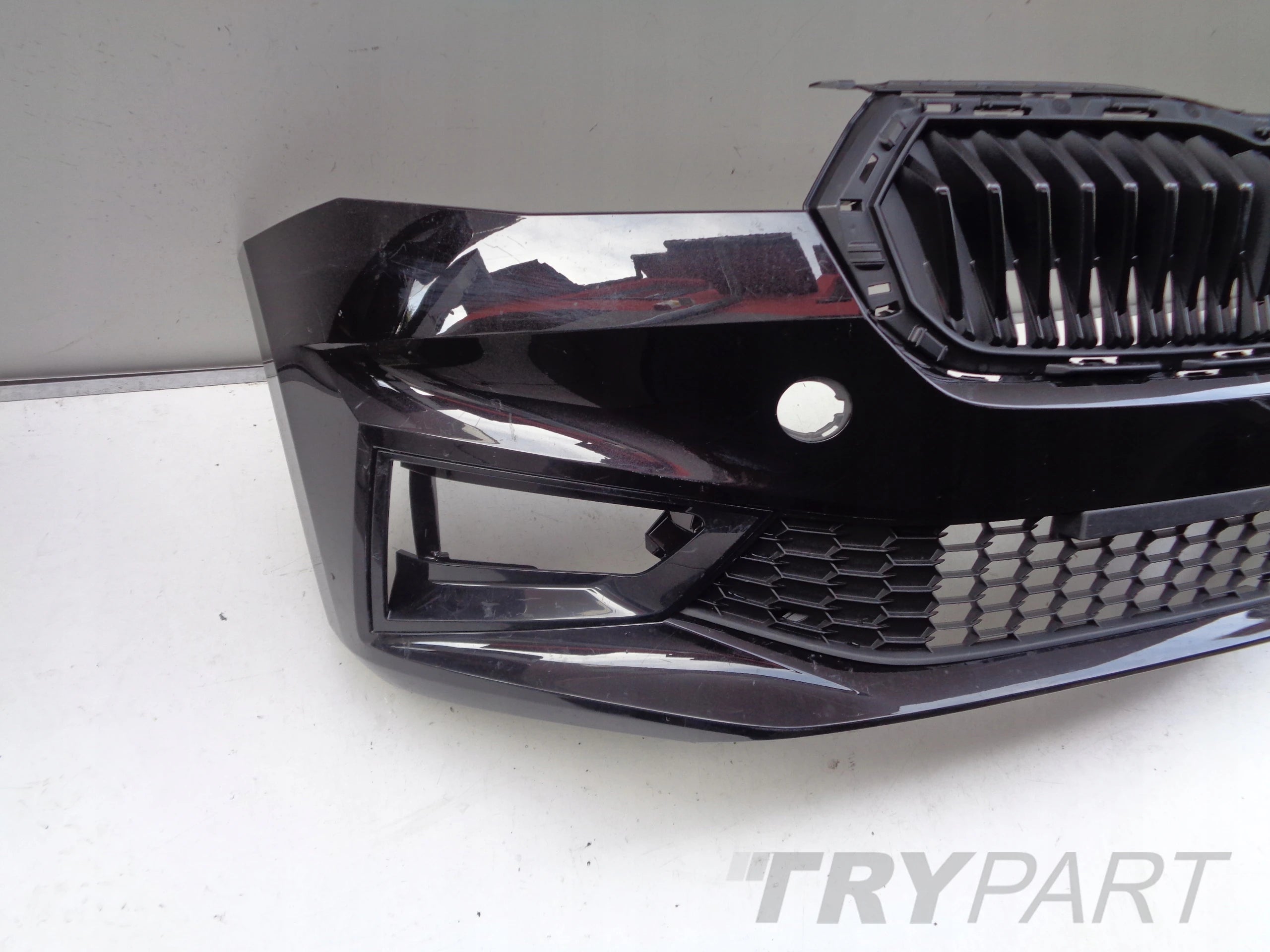 FRONT BUMPER SKODA FABIA IV 4 6VA 21- NO. 28863