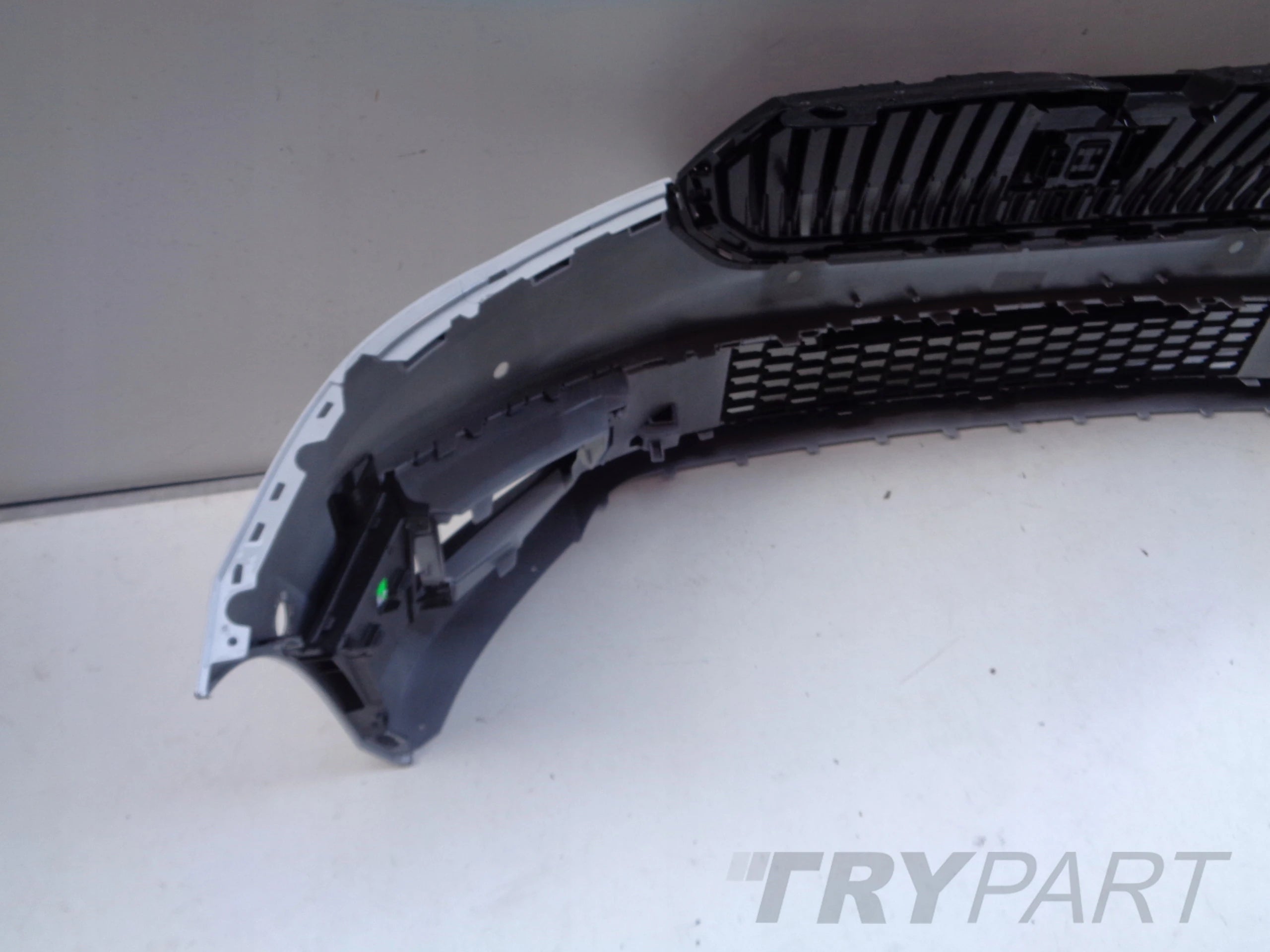 FRONT BUMPER SKODA FABIA IV 4 6VA 21- NO. 28986