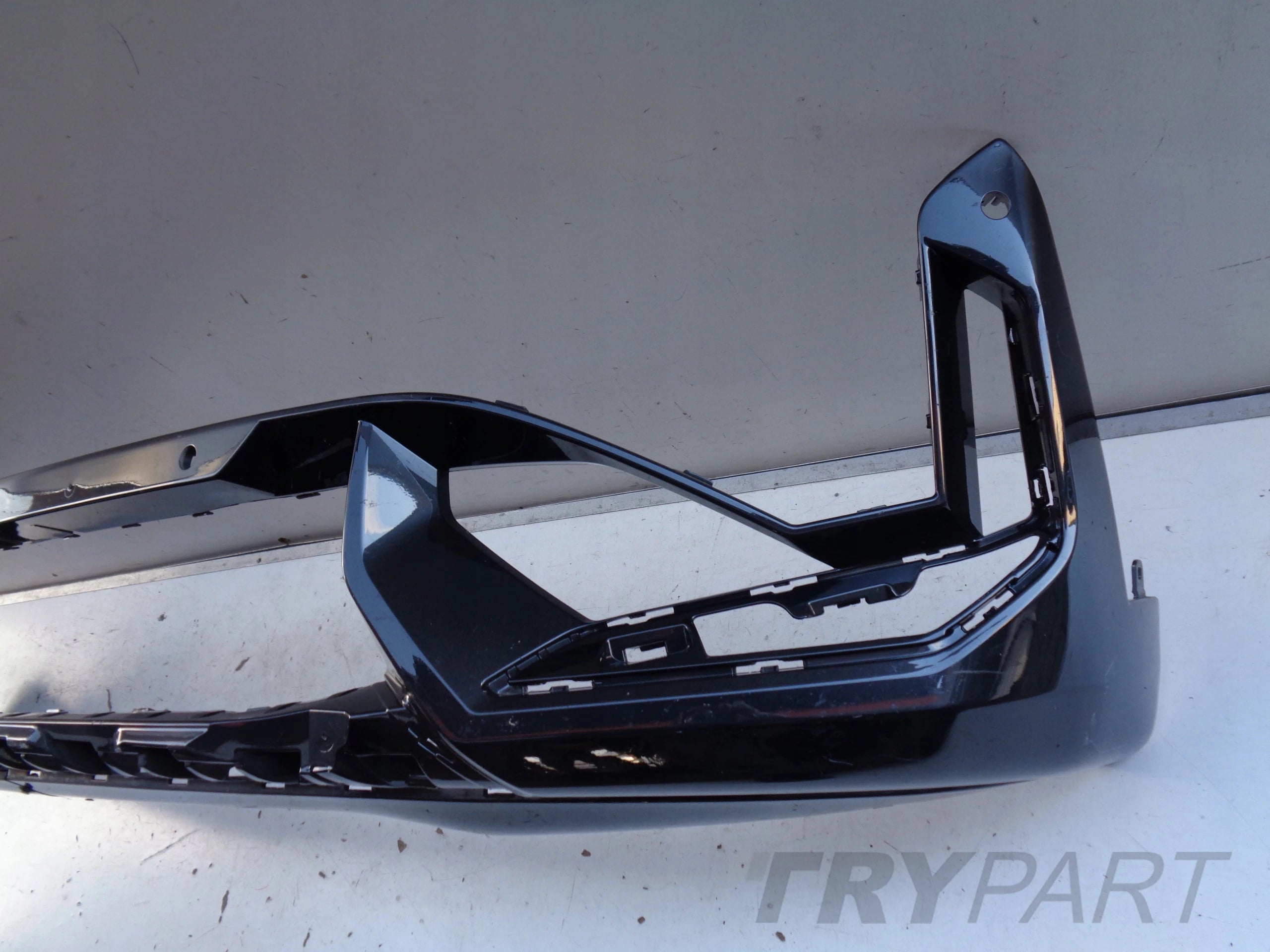 FRONT BUMPER SPLITTER FOR BMW X1 U11 22- X-LINE