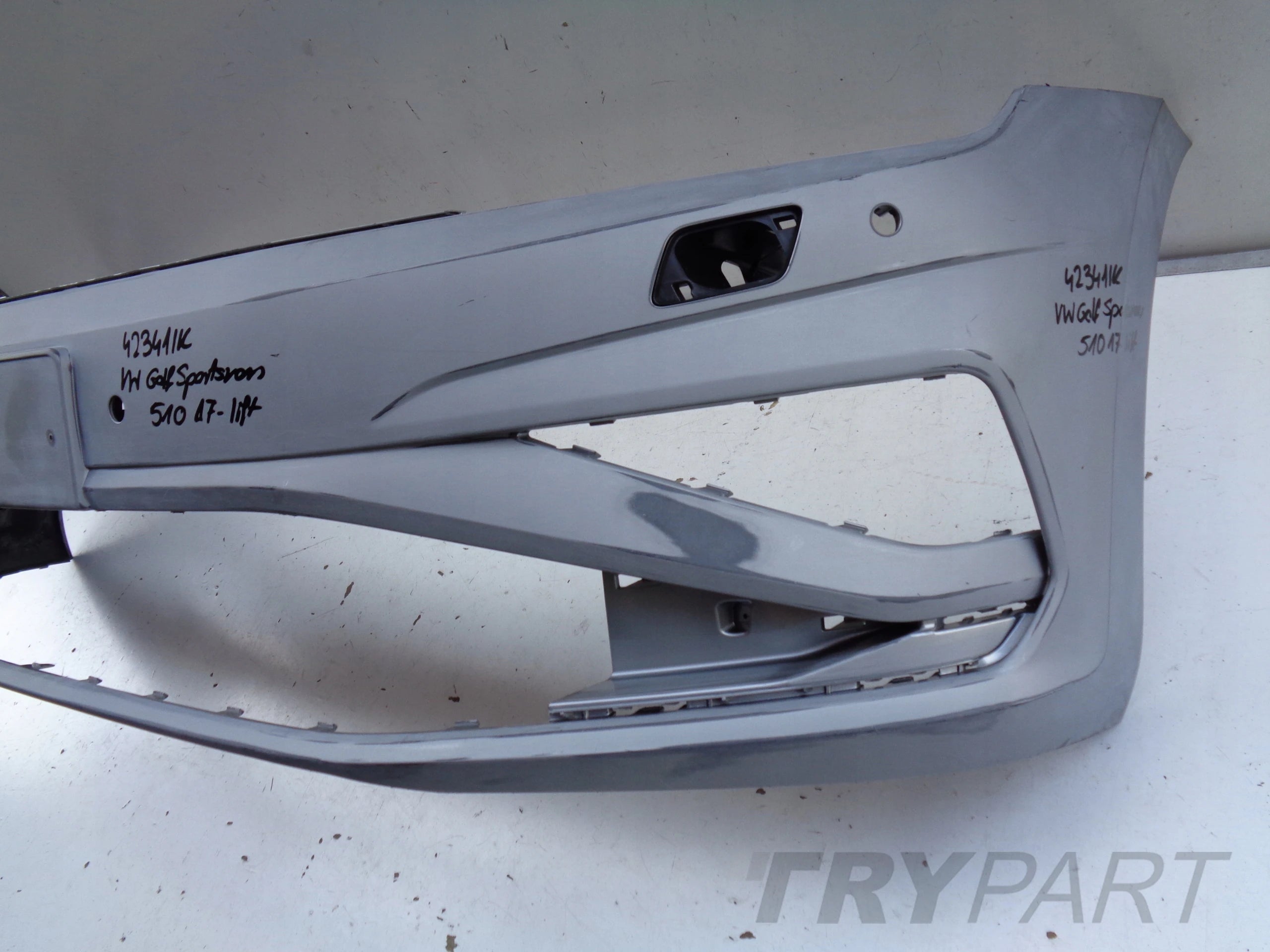 FRONT BUMPER VW GOLF SPORTSVAN 510 17- LIFT NO. 42341