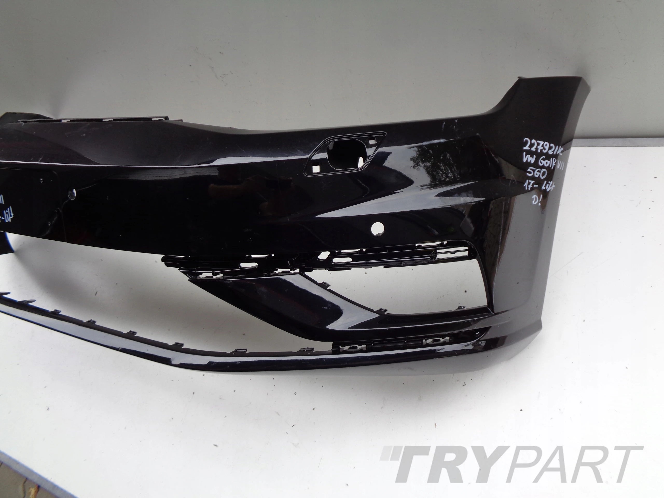FRONT BUMPER VW GOLF VII 7 5G 17- FACELIFT NO. 22792