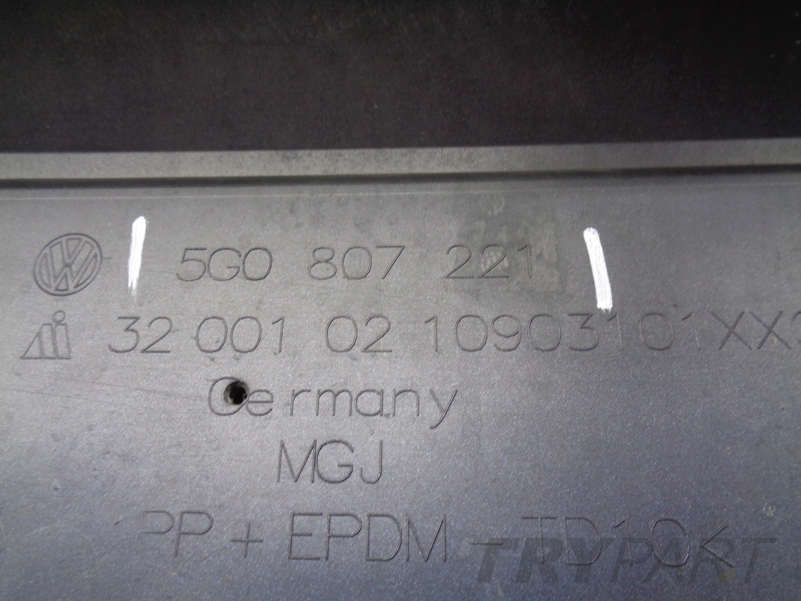 FRONT BUMPER VW GOLF VII 7 5G 5G0 12-16 NR 39287