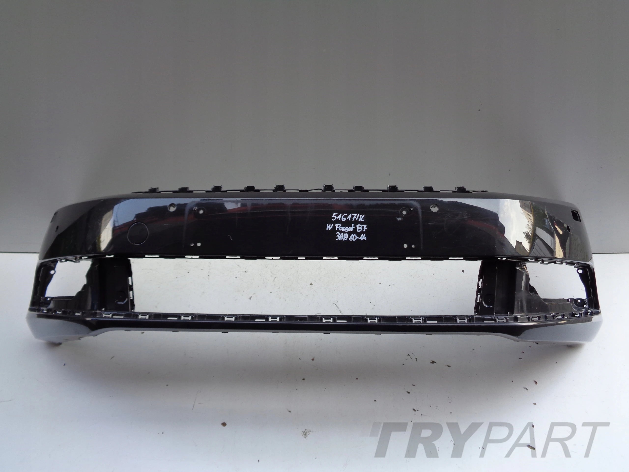 FRONT BUMPER VW PASSAT B7 3AA 10-14 NO. 51617