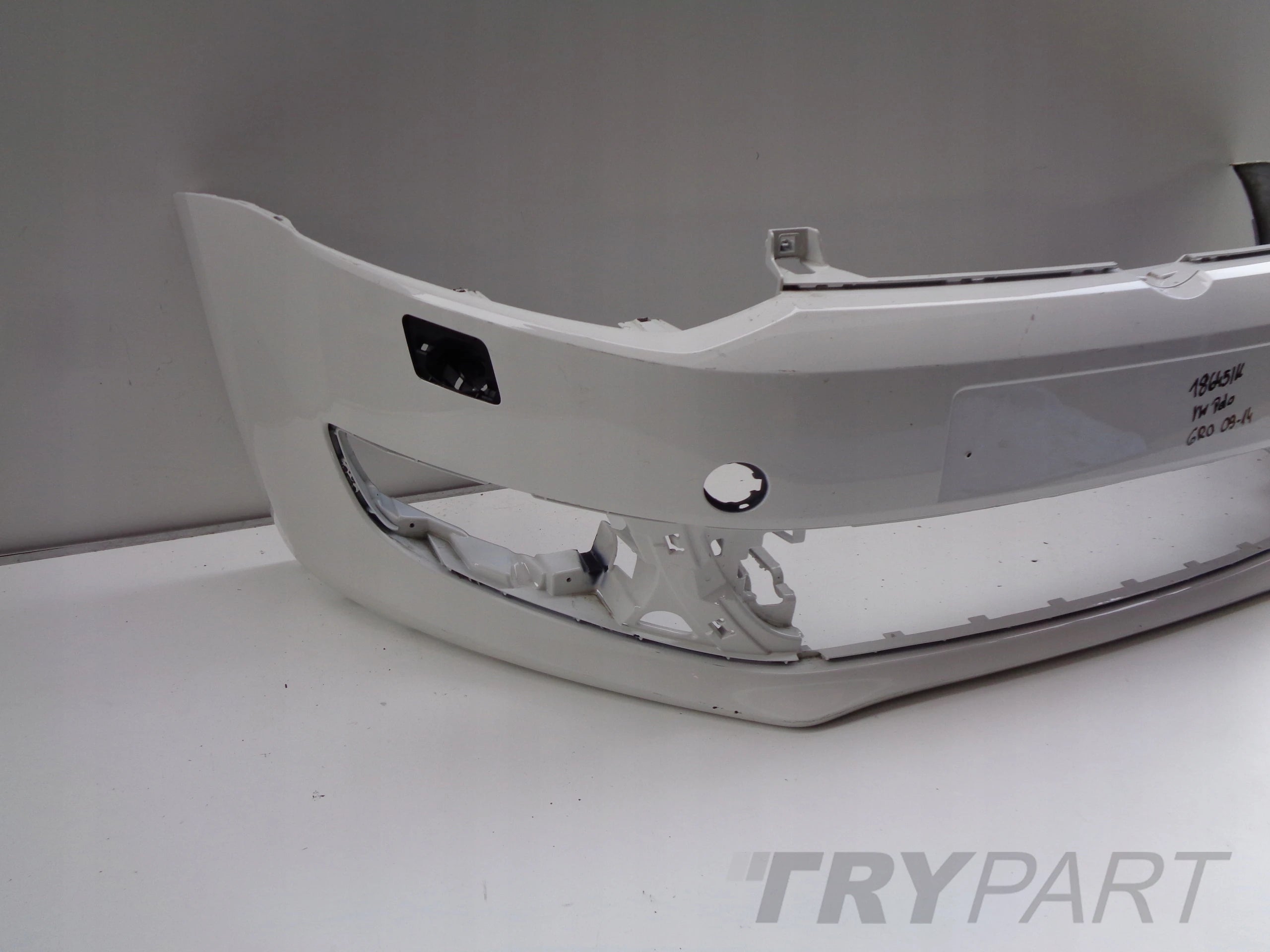FRONT BUMPER VW POLO 6R0 09-14 NO. 18645