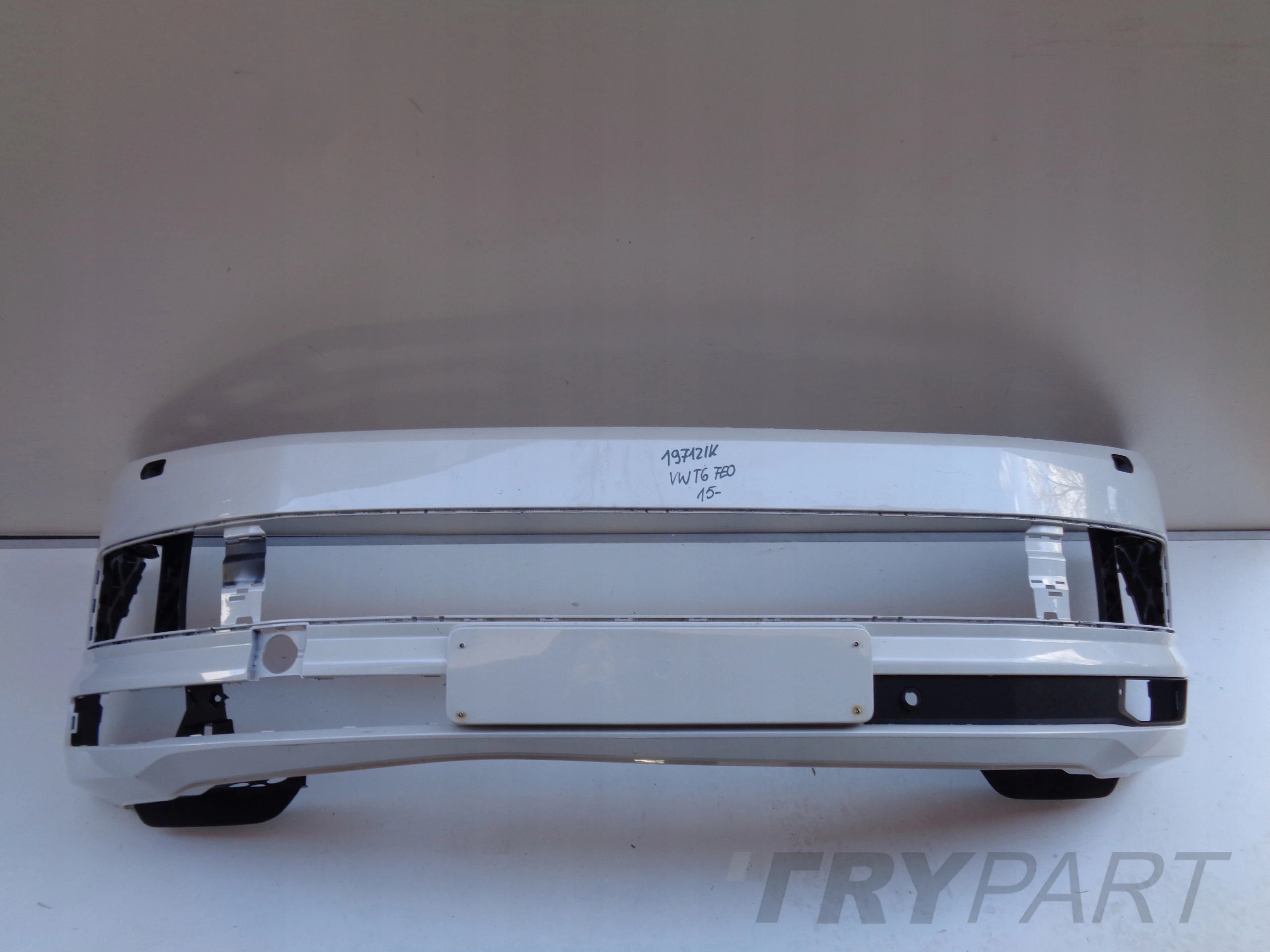FRONT BUMPER VW T6 7E0 15- NO. 19712