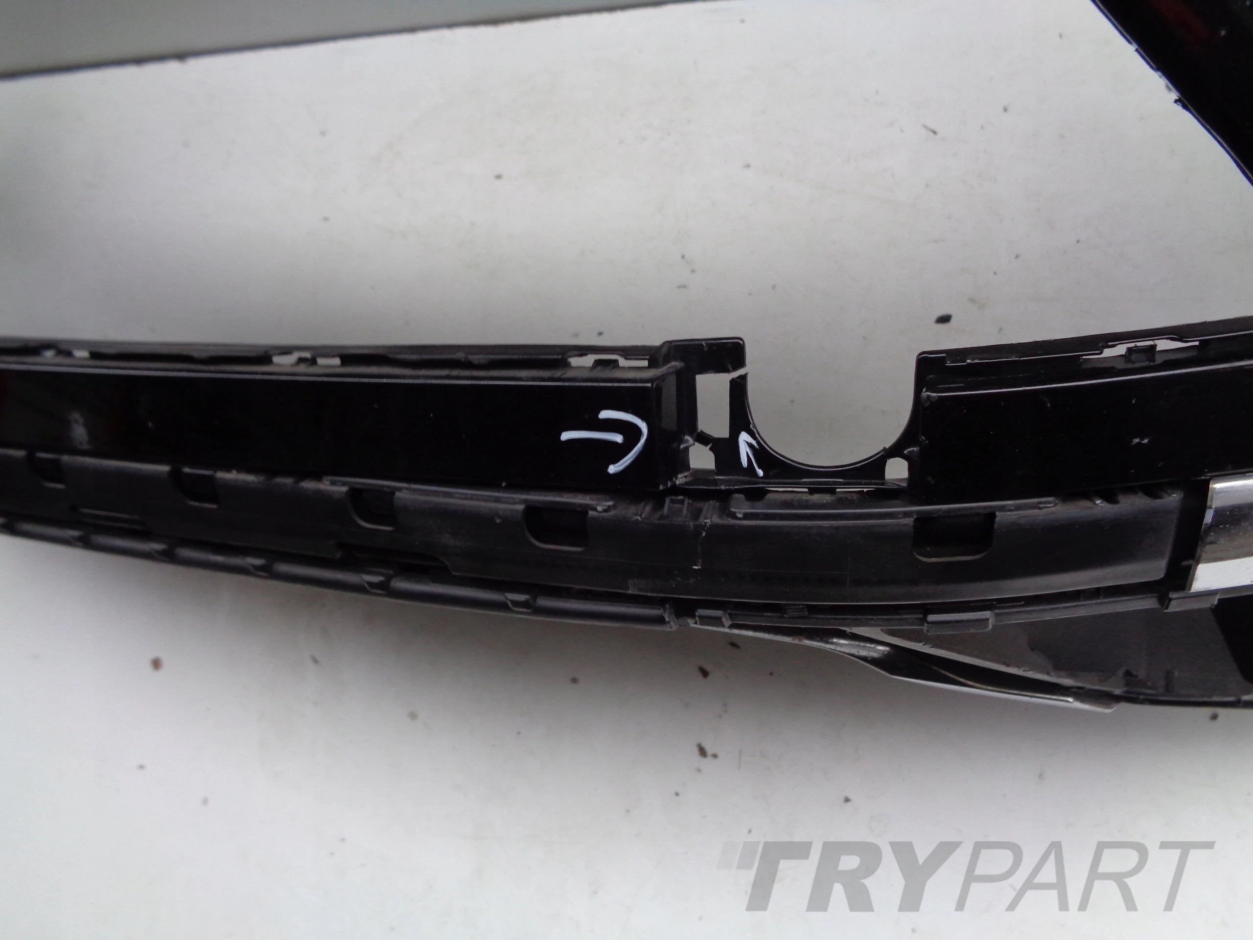 FRONT BUMPER VW TOUAREG 7P6 14- LIFT R-LINE NO. 49930