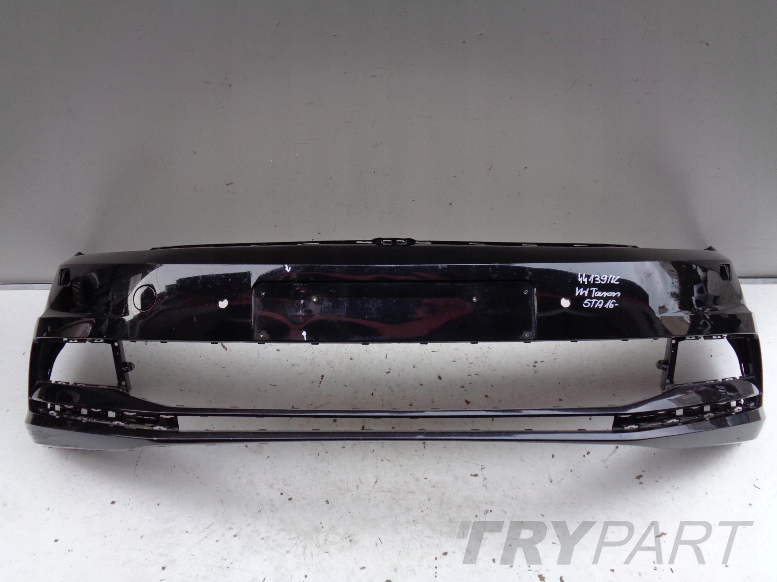 FRONT BUMPER VW TOURAN 5TA 16- NO. 44139