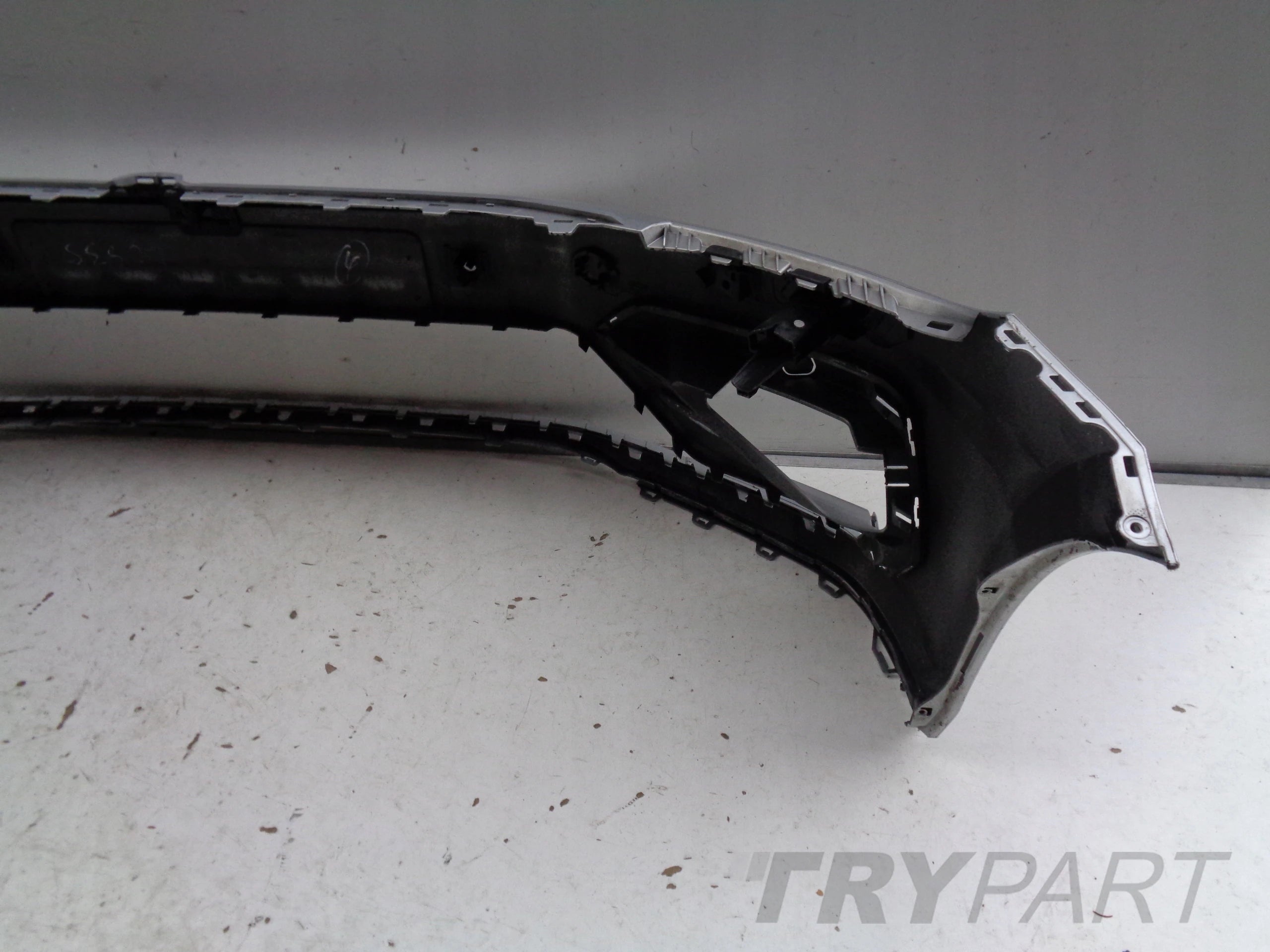 FRONT BUMPER VW TOURAN 5TA 16- R-LINE NO. 44127