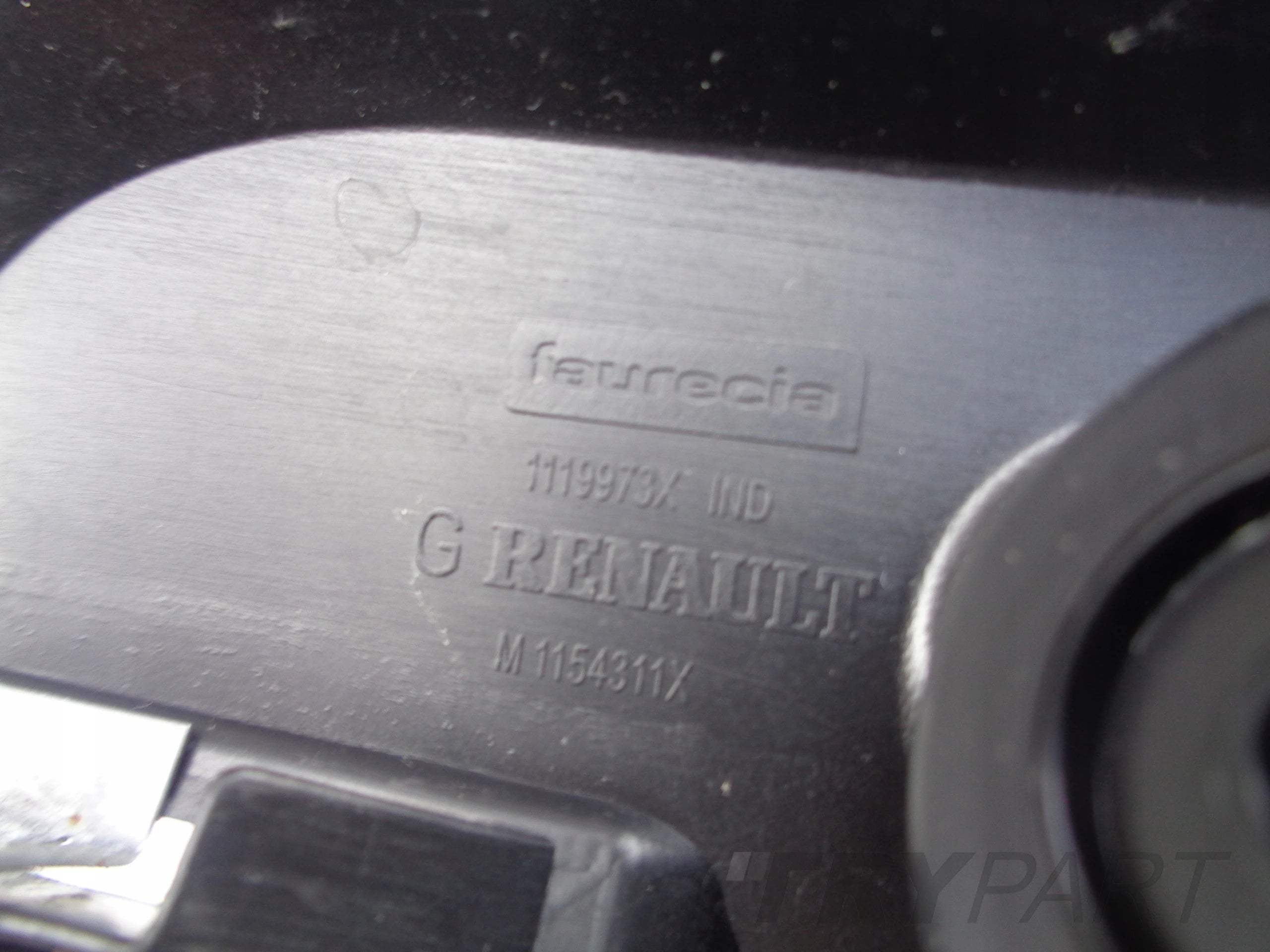 FRONT LEFT BUMPER BRACKET RENAULT ZOE 12-