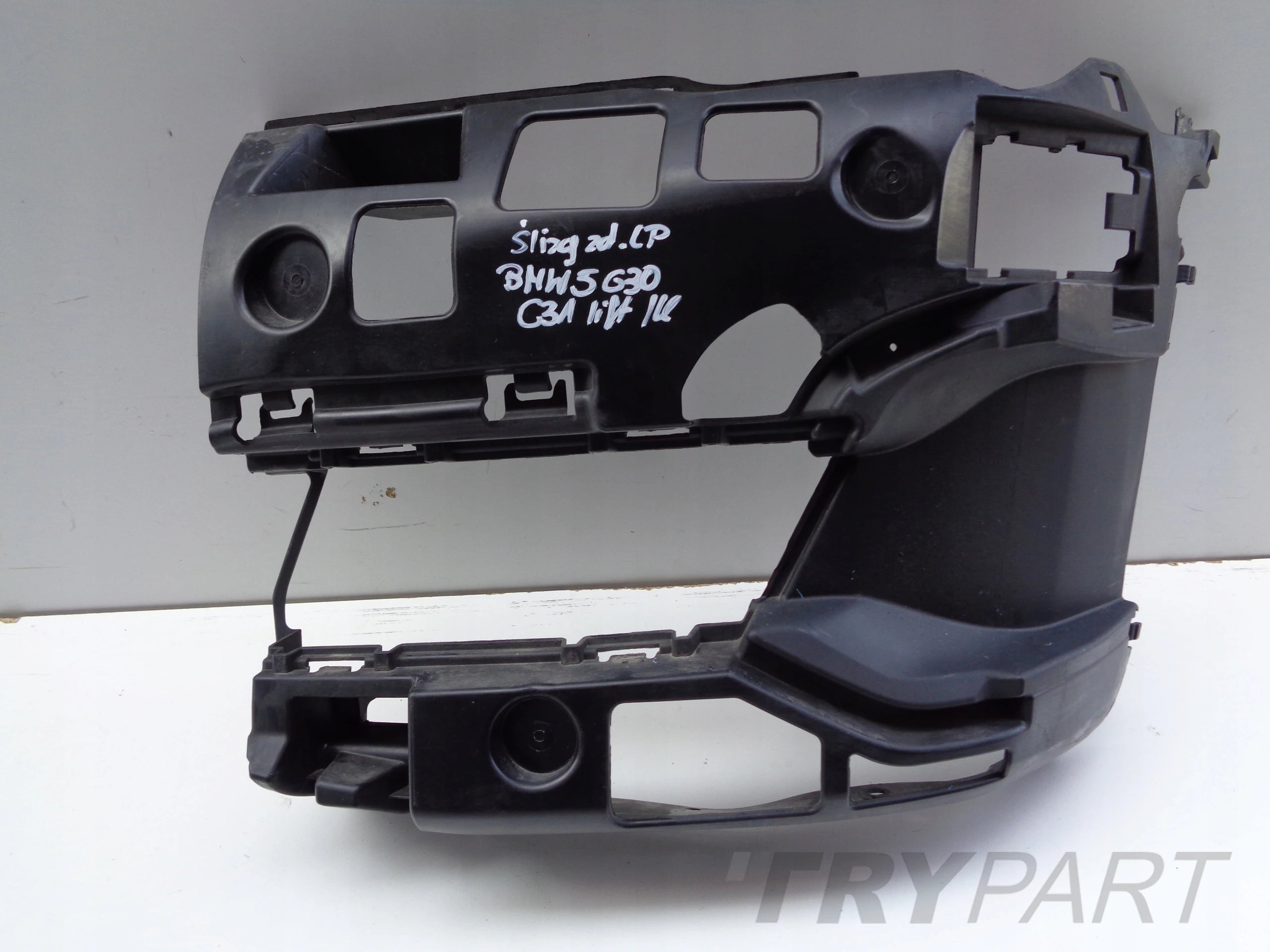 FRONT LEFT BUMPER SLIDER BMW 5 G30 G31 LIFT