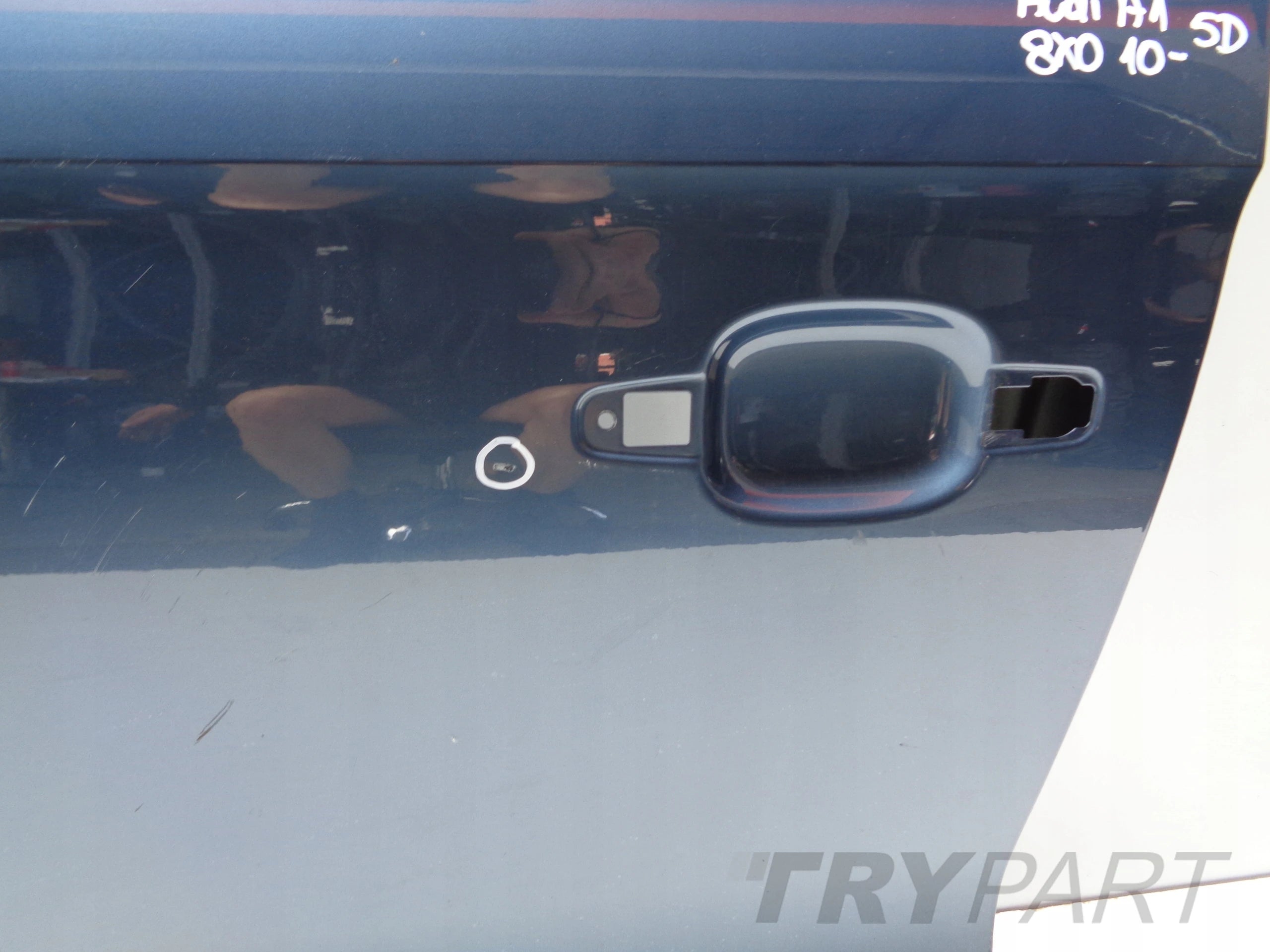 FRONT LEFT DOOR AUDI A1 8X 8X0 10- 5D NO. 46852