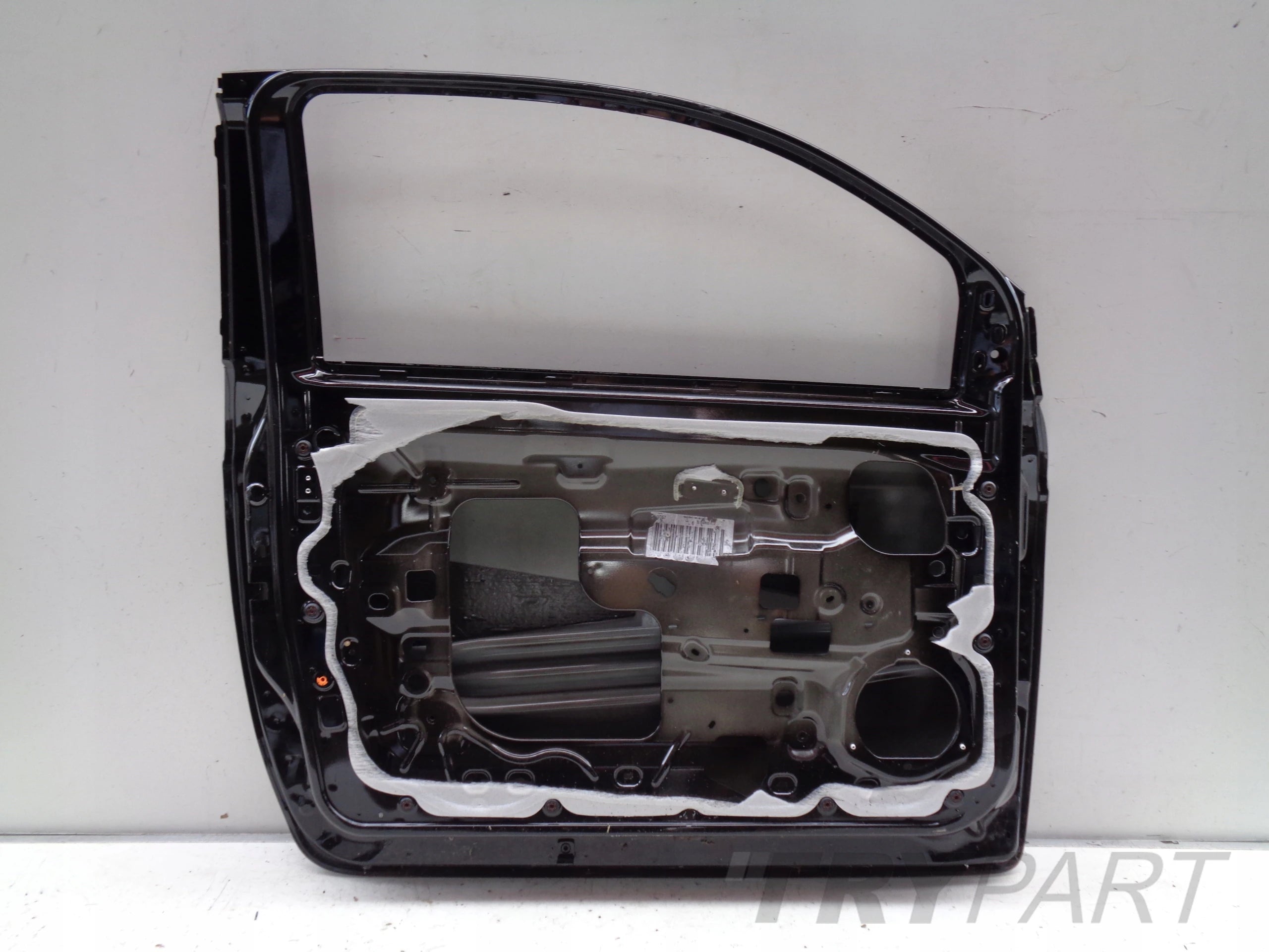FRONT LEFT DOOR FIAT 500 II E 20- NO 42209