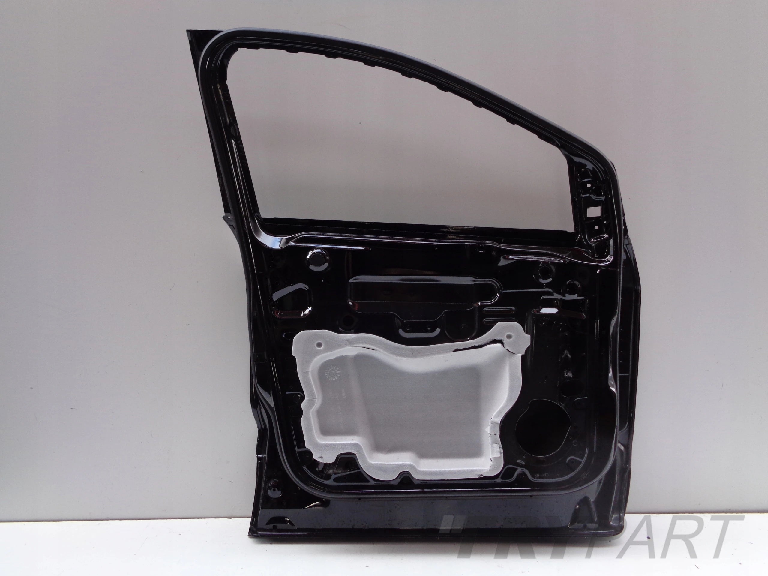 FRONT LEFT DOOR FOR FORD KUGA MK2 12- NO. 48575