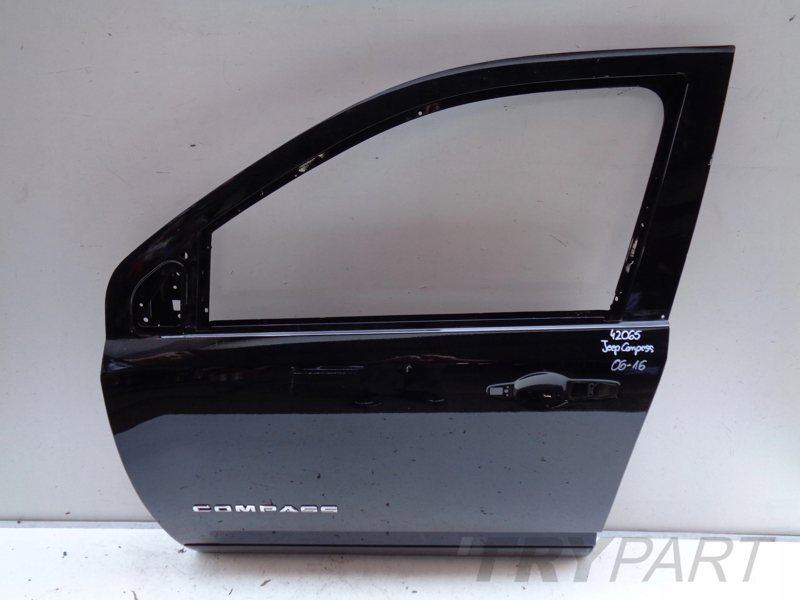 FRONT LEFT DOOR JEEP COMPASS 06-16 NO. 42085