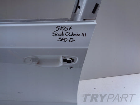 FRONT LEFT DOOR SKODA OCTAVIA III 3 5E 5E0 12- NO. 51057