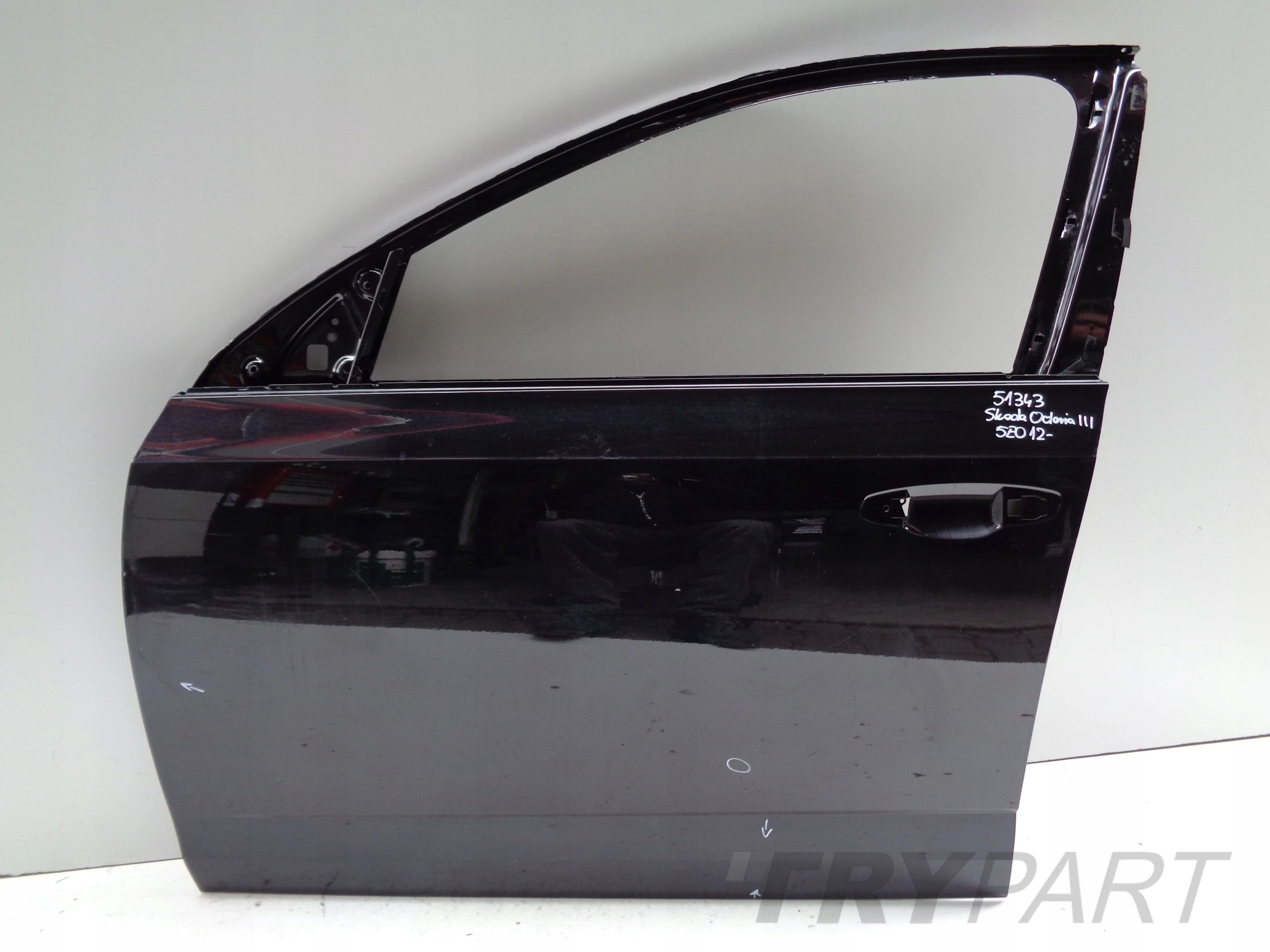 FRONT LEFT DOOR SKODA OCTAVIA III 3 5E 5E0 12- NO. 51343