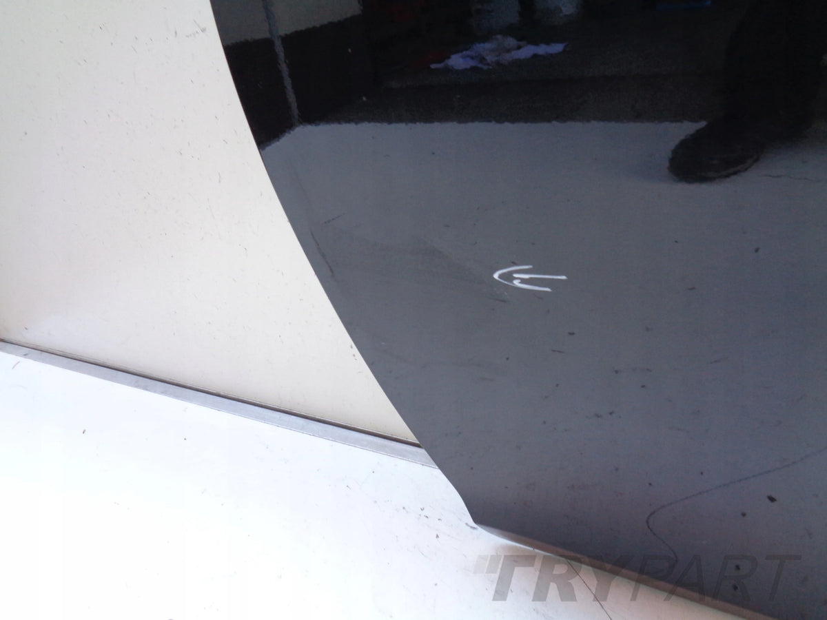 FRONT LEFT DOOR SUZUKI SWIFT MK7 10- 5D NO. 37645