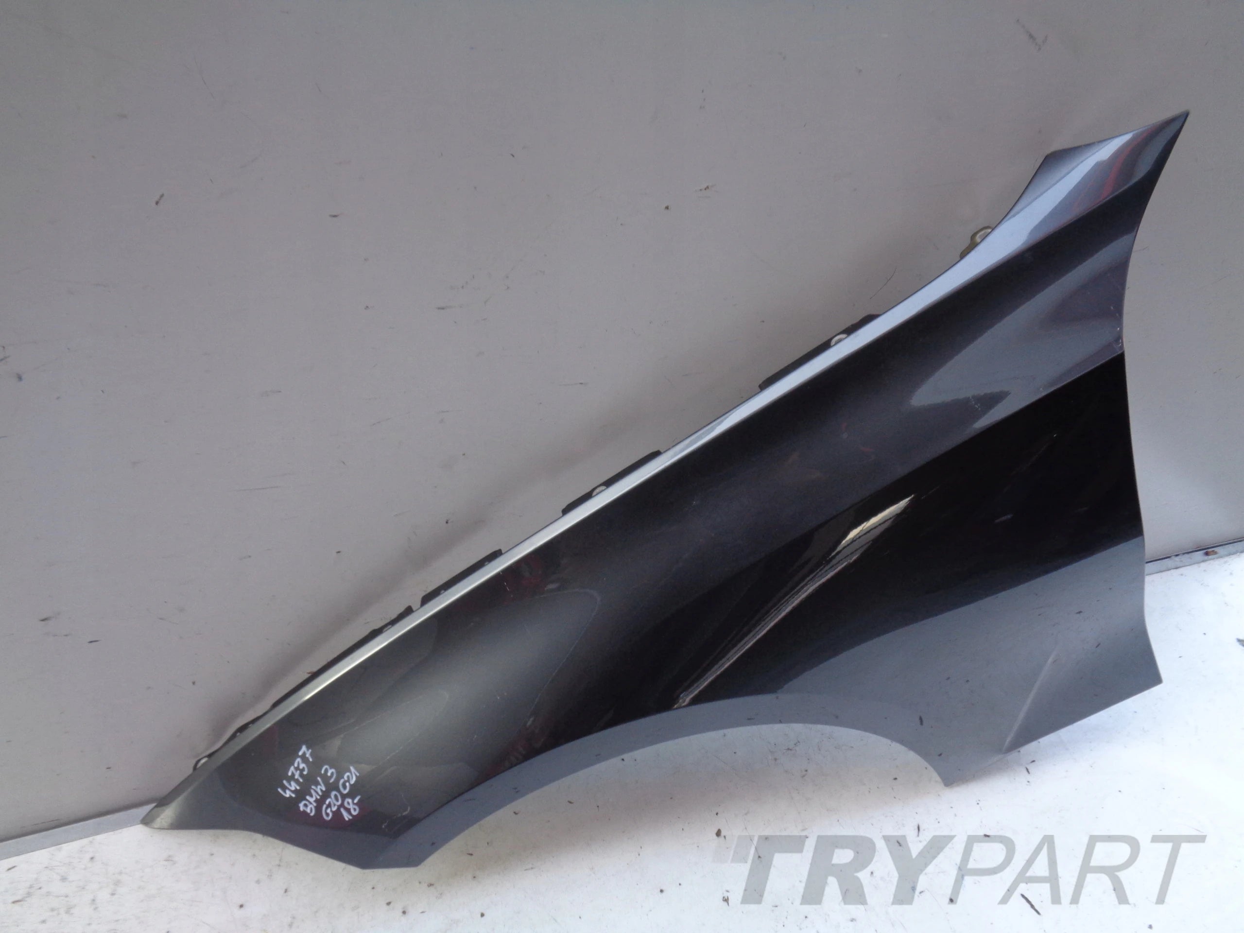 FRONT LEFT FENDER BMW 3 G20 G21 18- NO. 44737