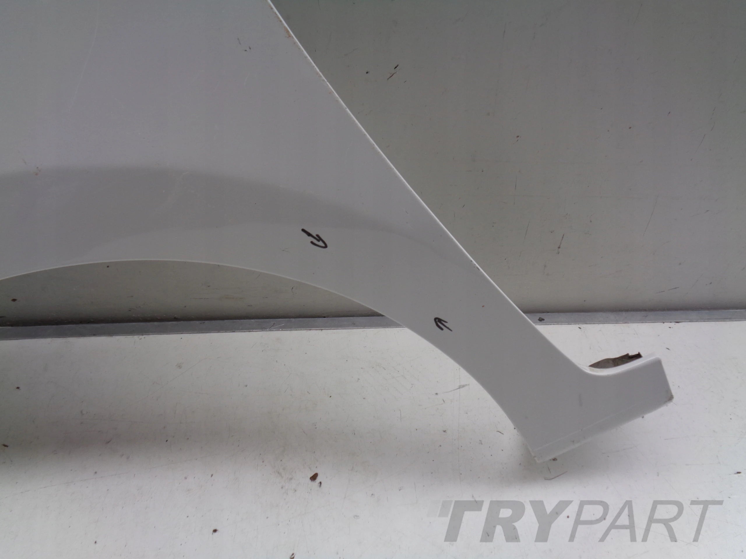 FRONT LEFT FENDER HYUNDAI I10 13- NO. 35725