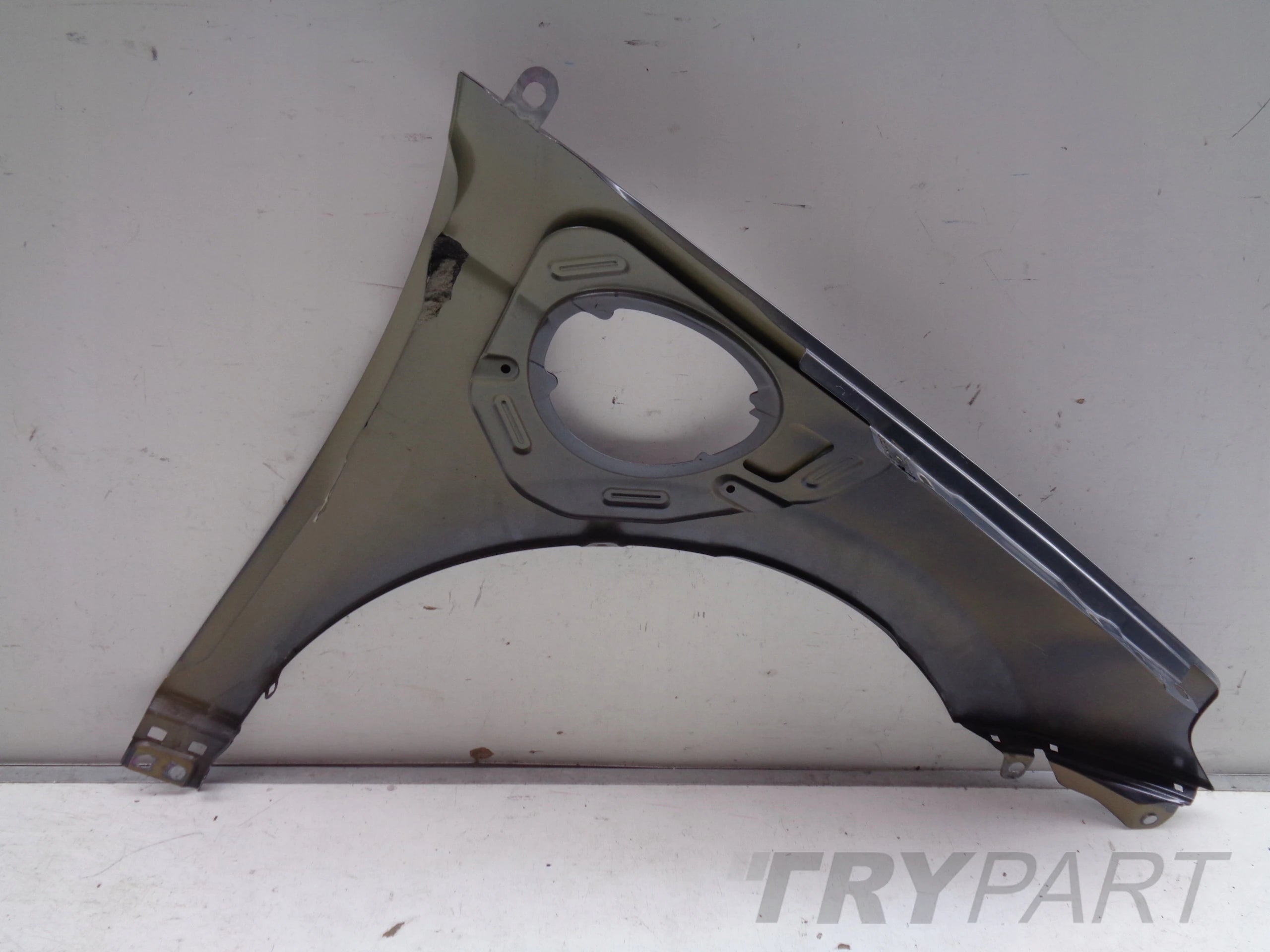 FRONT LEFT FENDER HYUNDAI IONIQ 17- PLUG IN NO. 38670