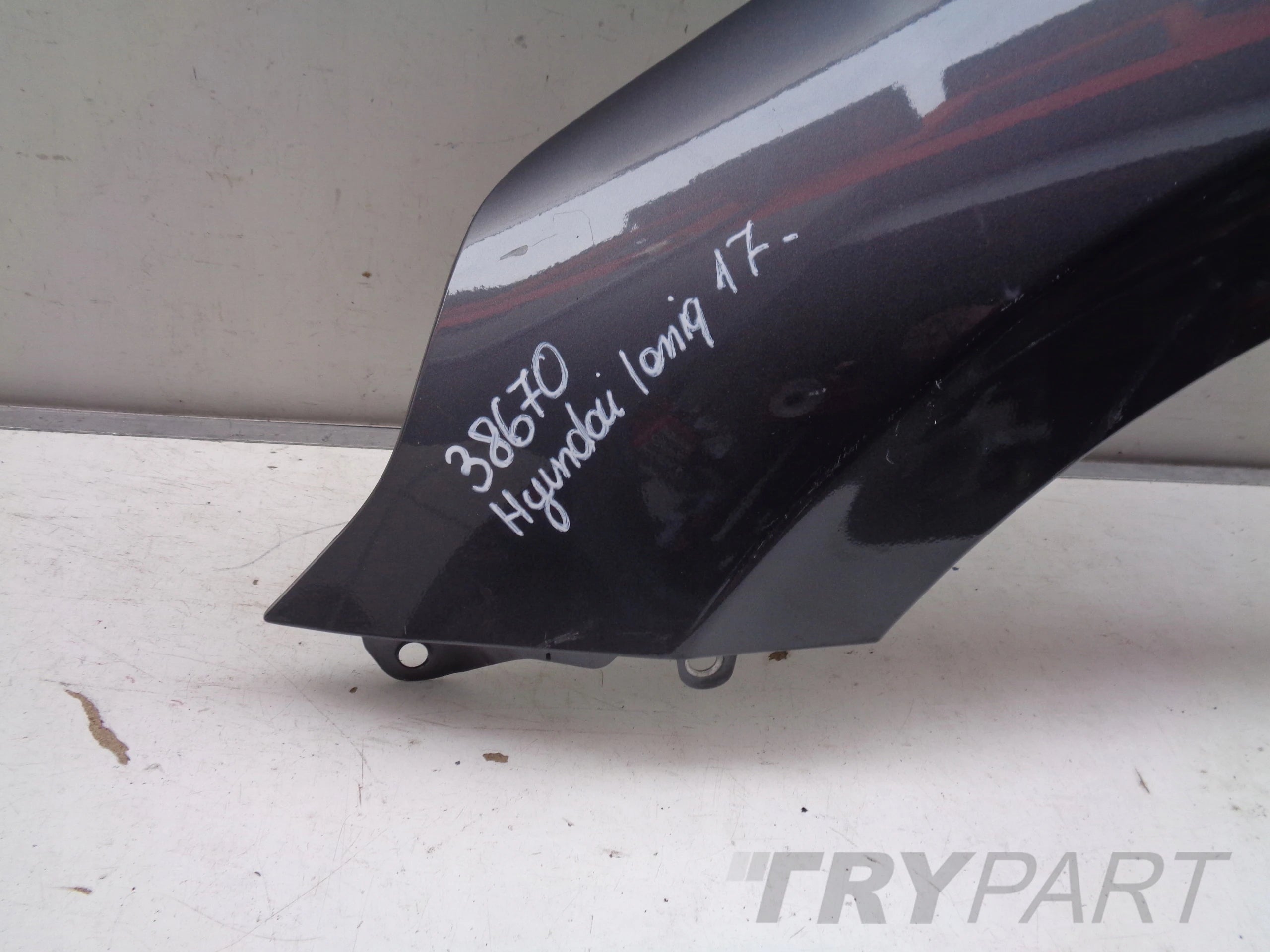 FRONT LEFT FENDER HYUNDAI IONIQ 17- PLUG IN NO. 38670