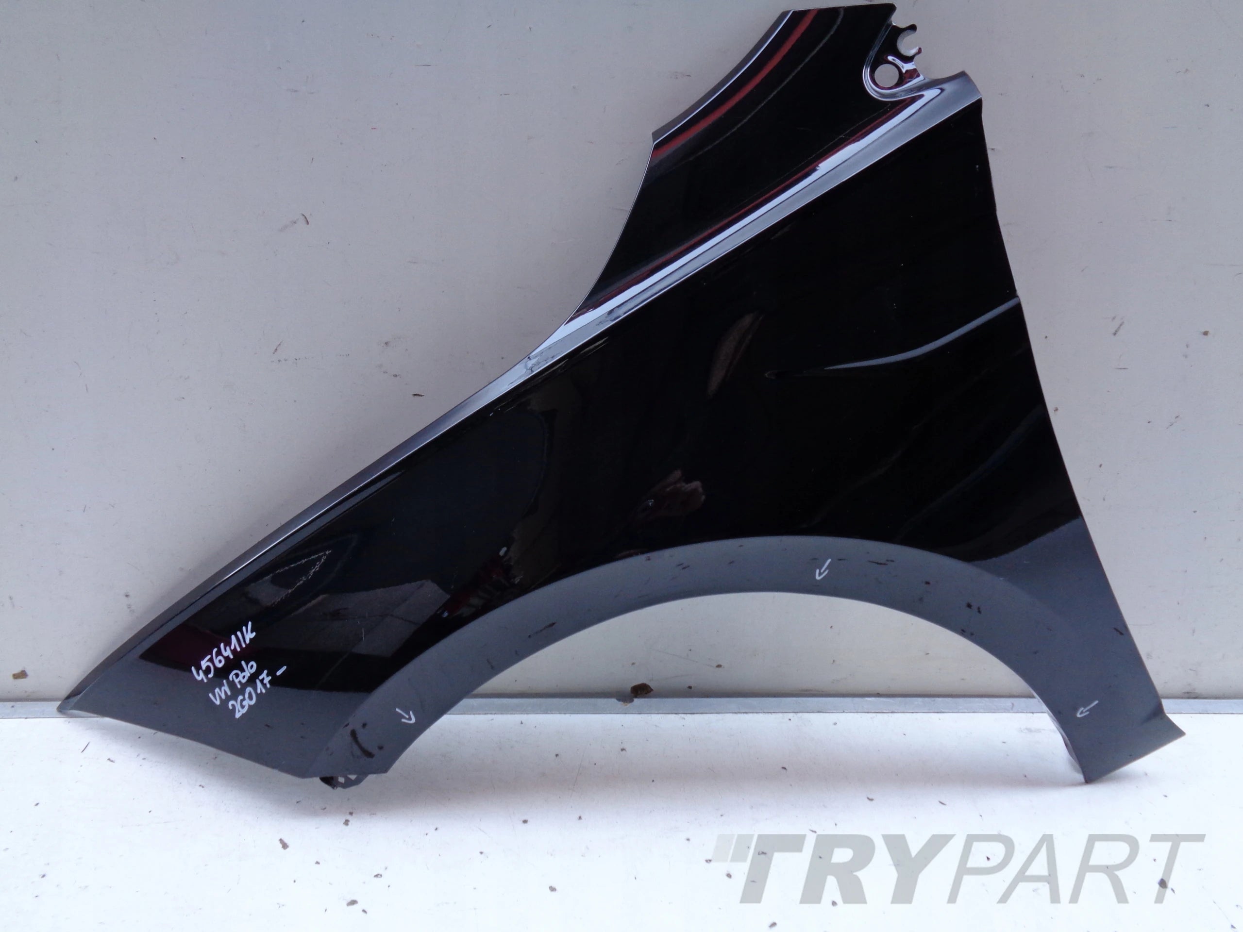 FRONT LEFT FENDER VW POLO 2G 2G0 17- NO. 45641