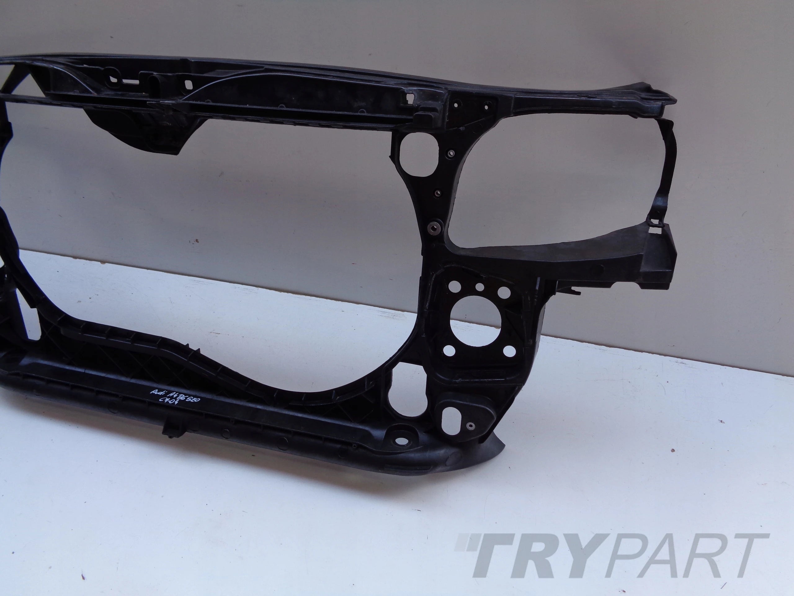 FRONT RADIATOR SUPPORT AUDI A4 B6 8E 8E0 01-04