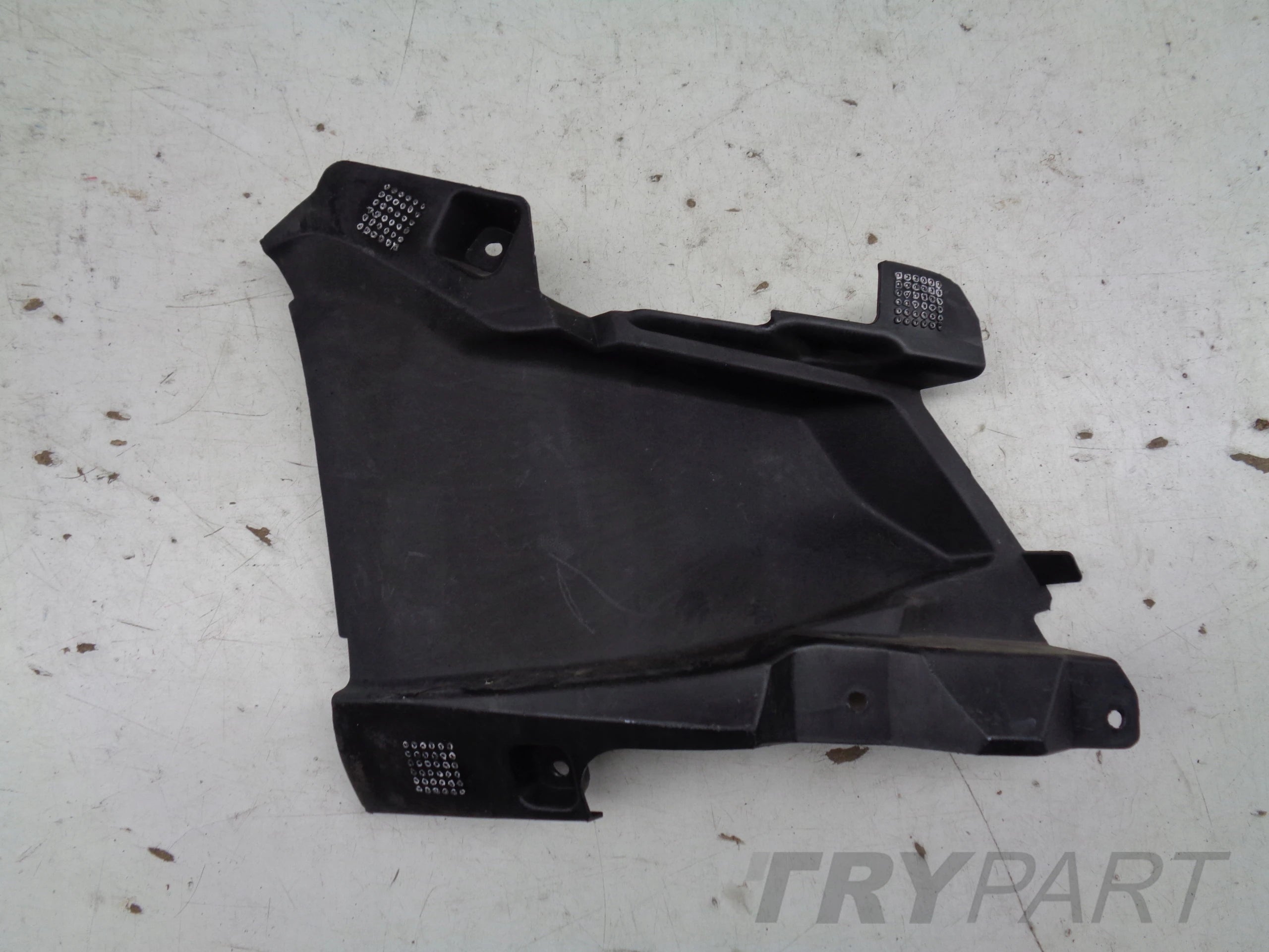 FRONT RIGHT BUMPER SLIDER FORD FOCUS MK4 22- FACELIFT