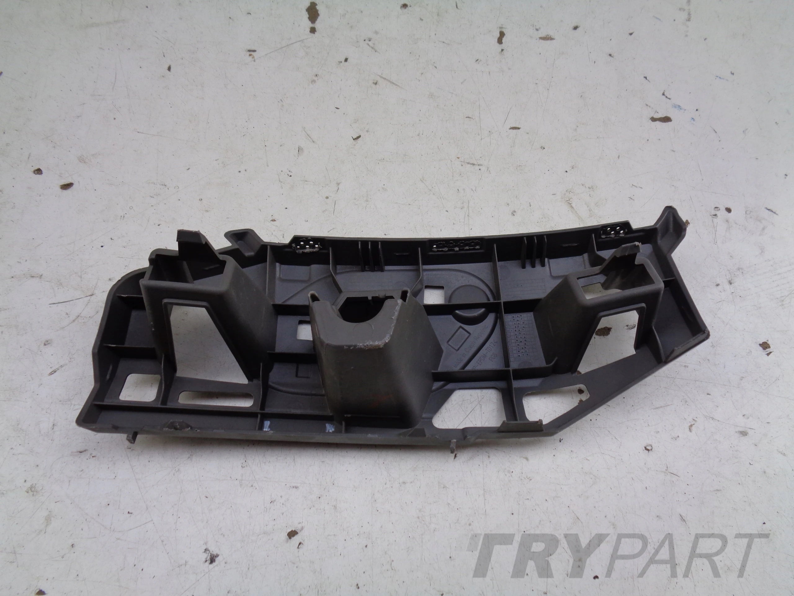 FRONT RIGHT BUMPER SLIDER SKODA KAMIQ 658 18-