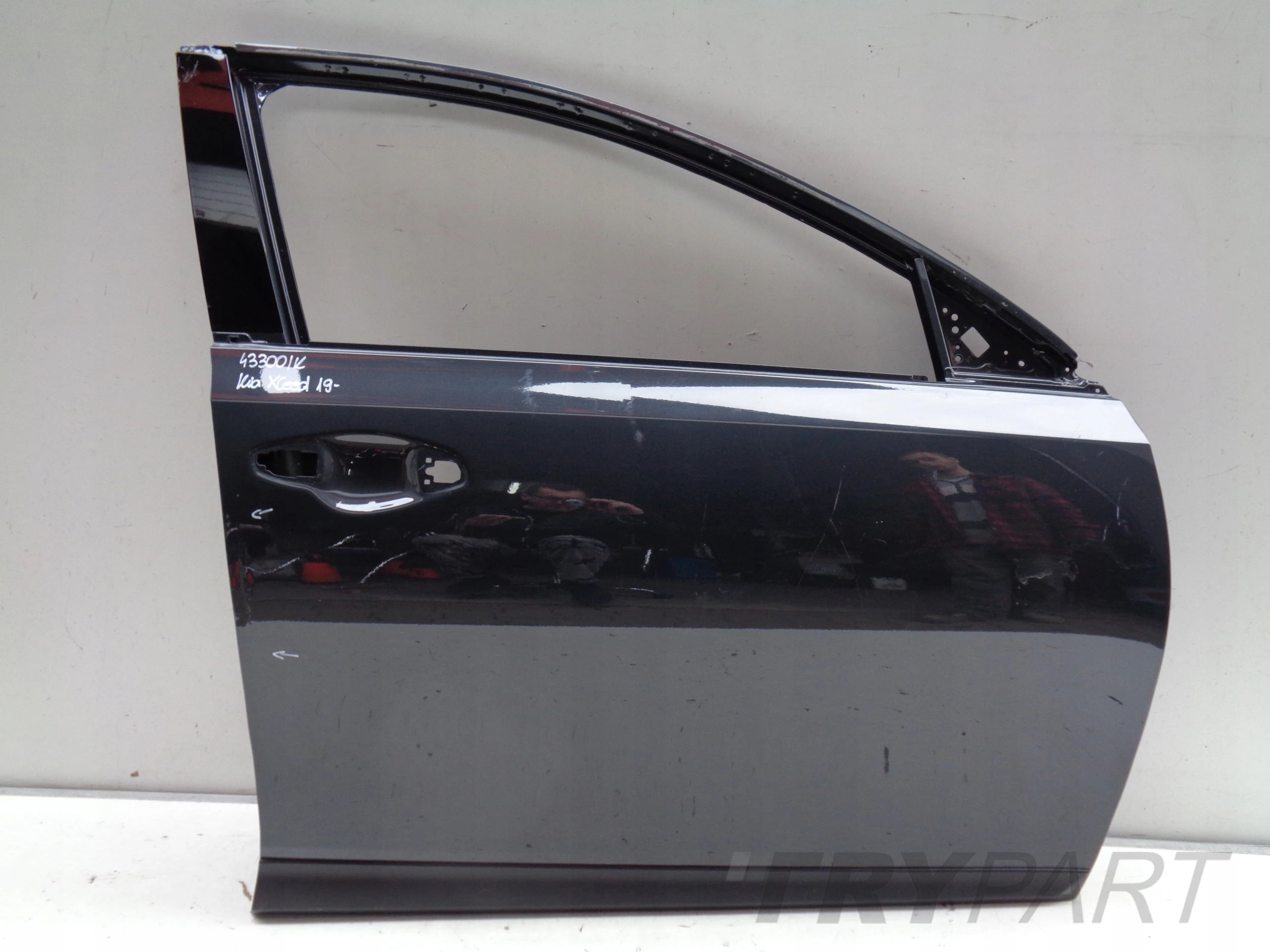 FRONT RIGHT DOOR KIA XCEED X-CEED 19- NO. 43300