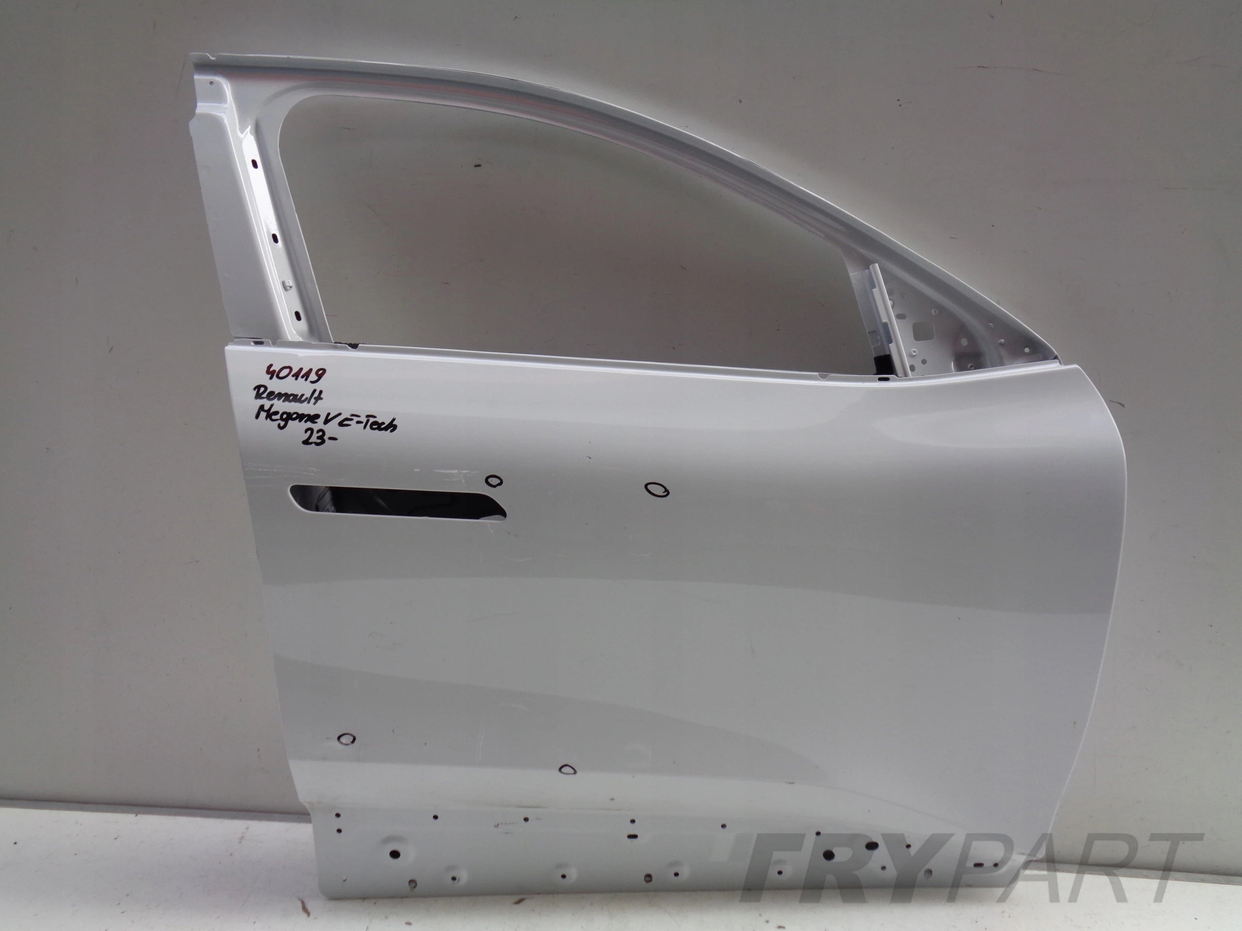 FRONT RIGHT DOOR RENAULT MEGANE V E-TECH 23- NO. 40119