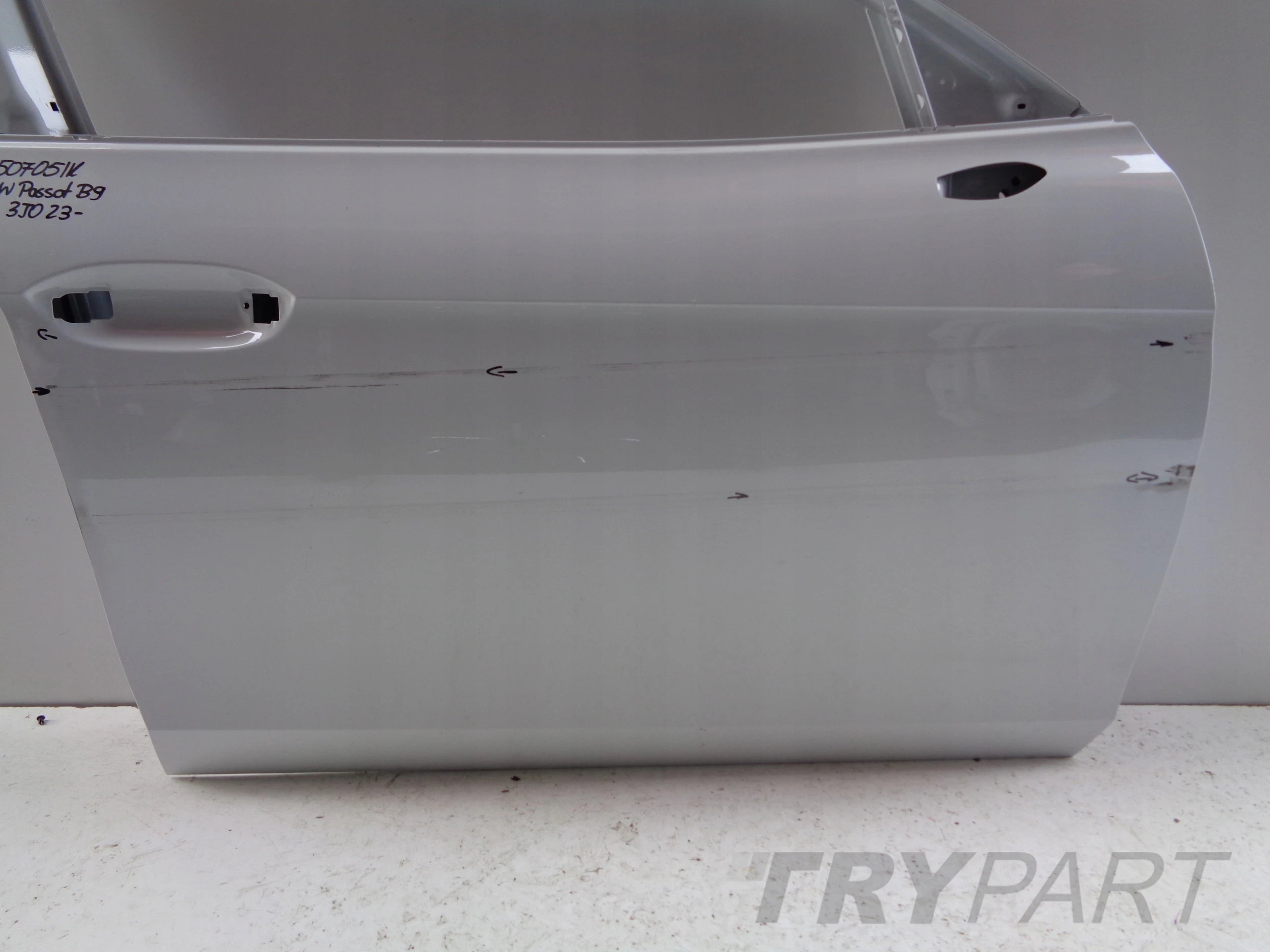 FRONT RIGHT DOOR VW PASSAT B9 3J 3J0 23- SKODA SUPERB IV NO. 50705