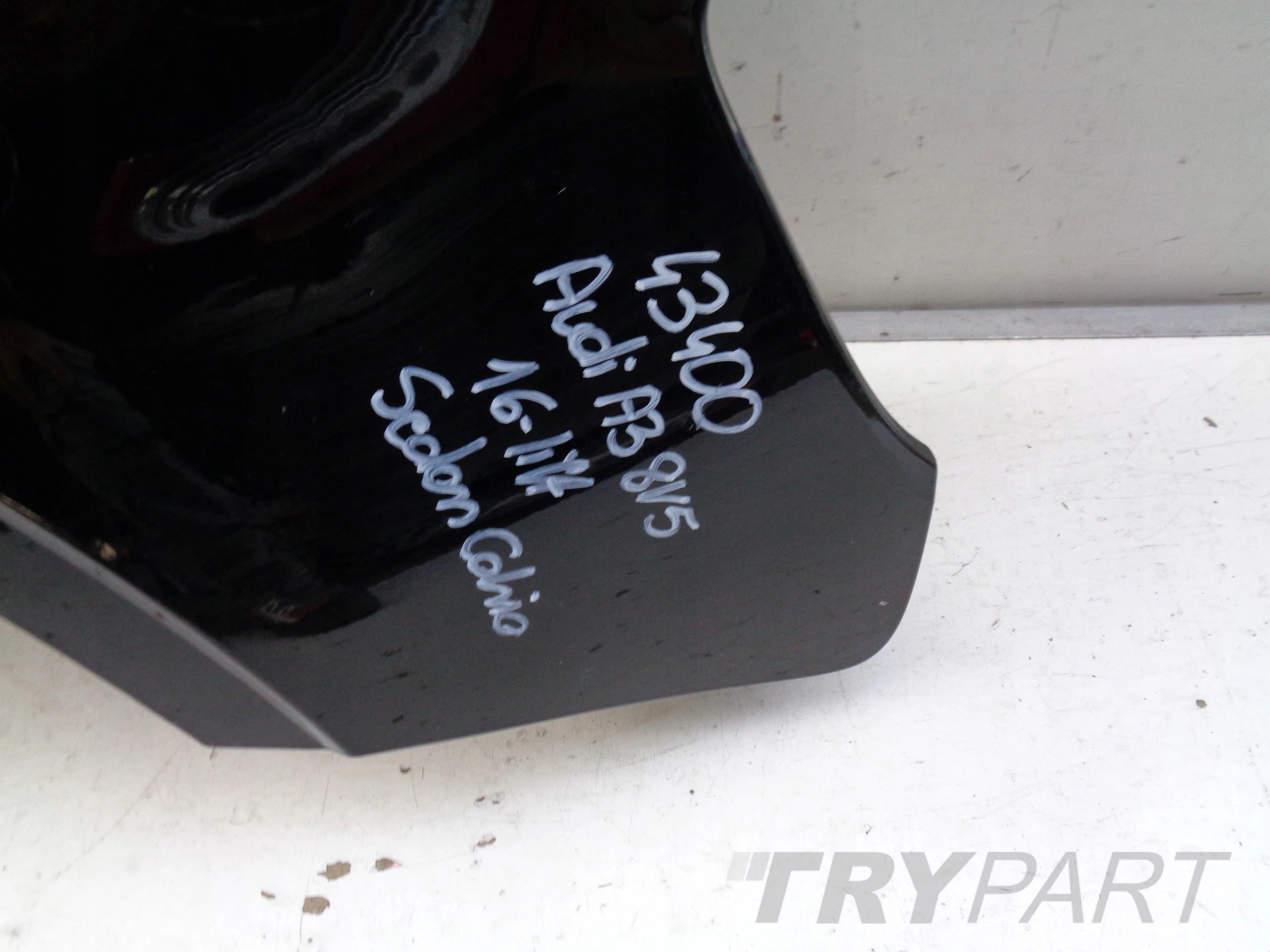 FRONT RIGHT FENDER AUDI A3 8V 8V5 16- LIFT SEDAN CABRIO NO. 43400