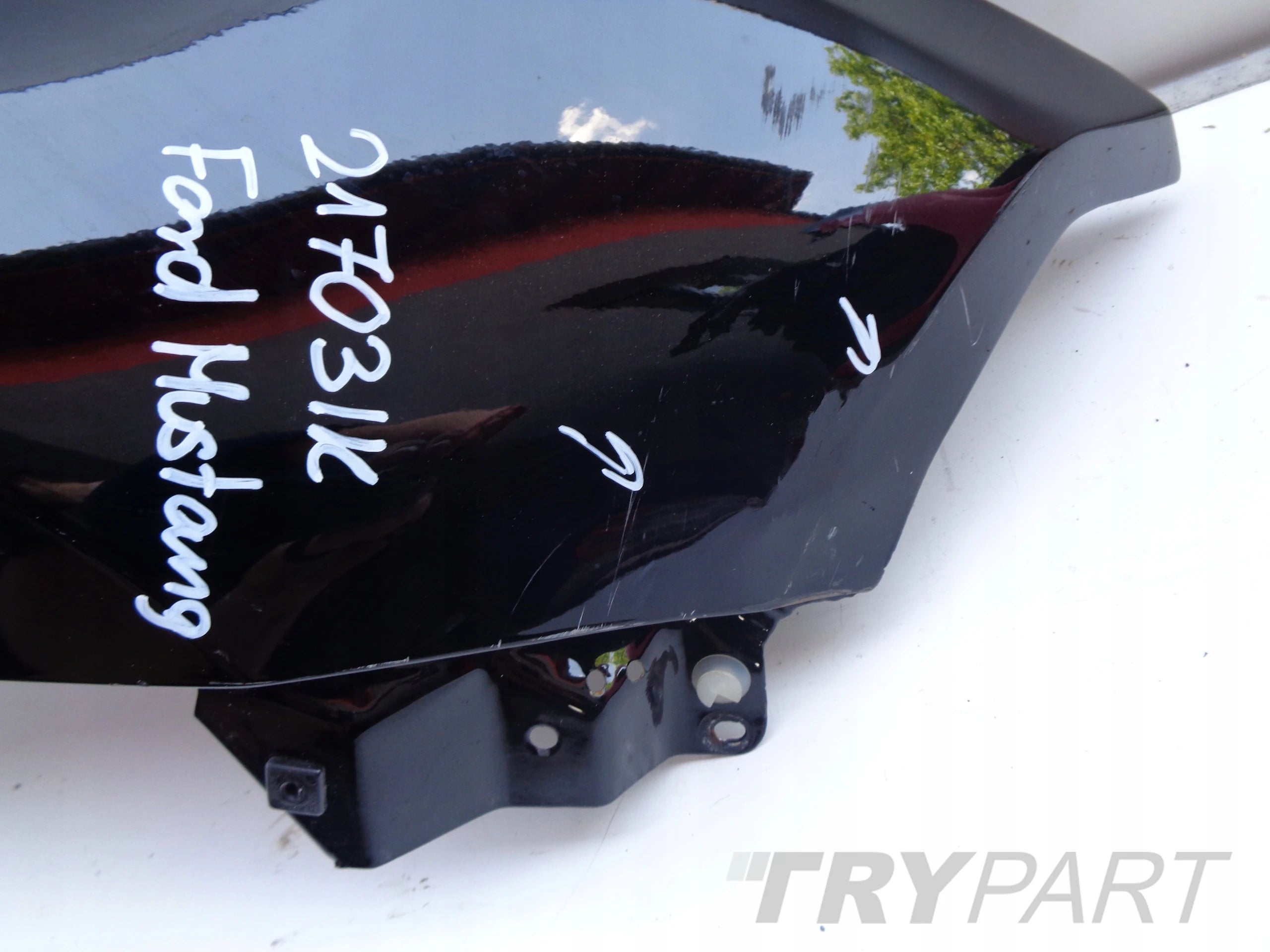 FRONT RIGHT FENDER FORD MUSTANG 10- NO. 21703