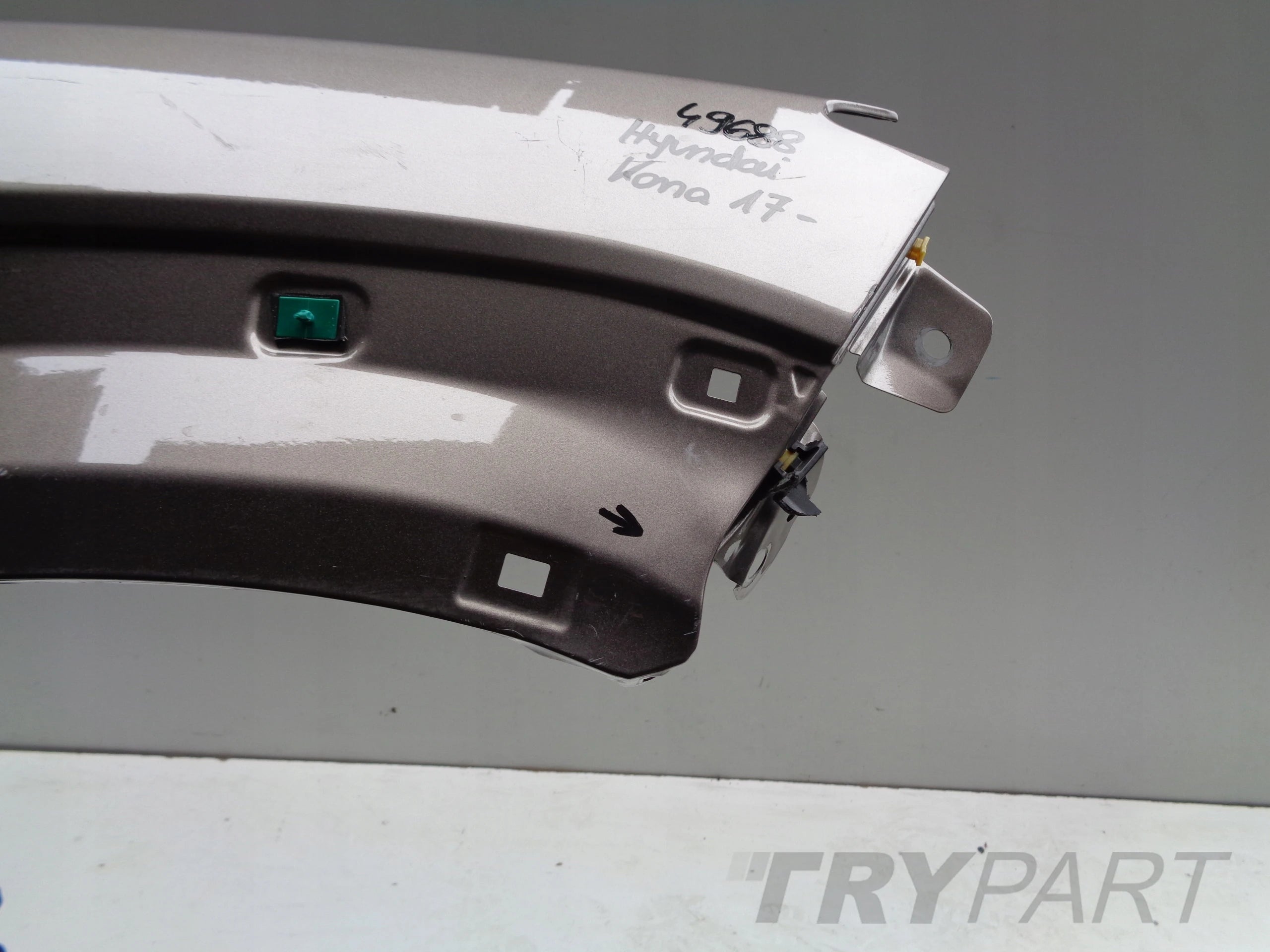 FRONT RIGHT FENDER HYUNDAI KONA 17- NO. 49688