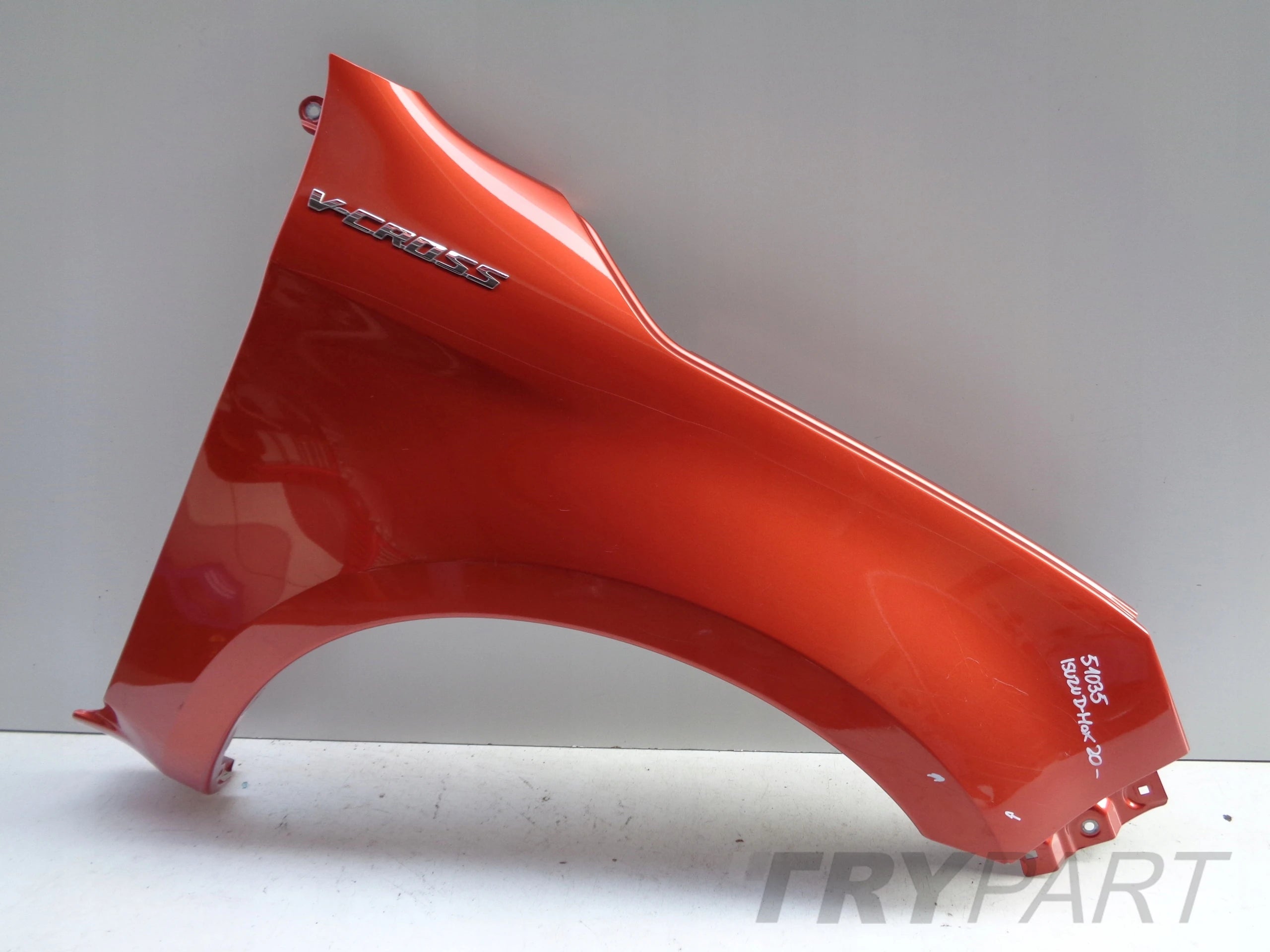 FRONT RIGHT FENDER ISUZU D-MAX 20- NO. 51035