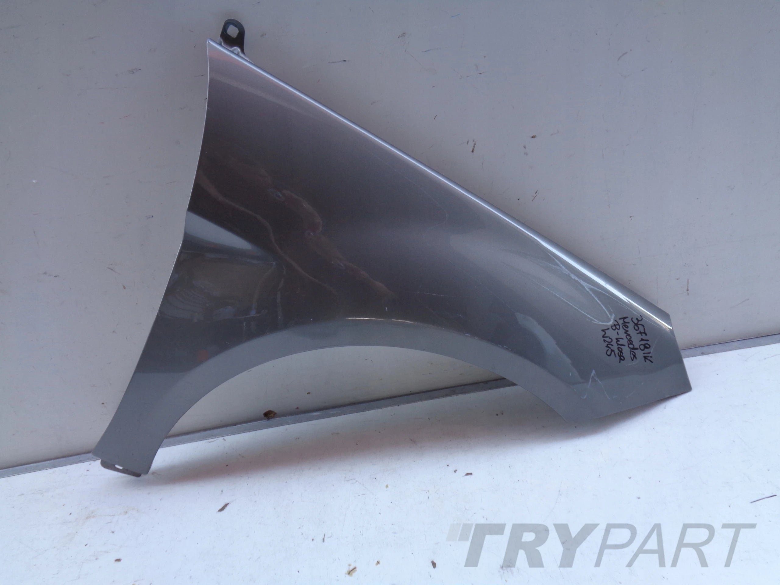 FRONT RIGHT FENDER MERCEDES B-CLASS W245 36718