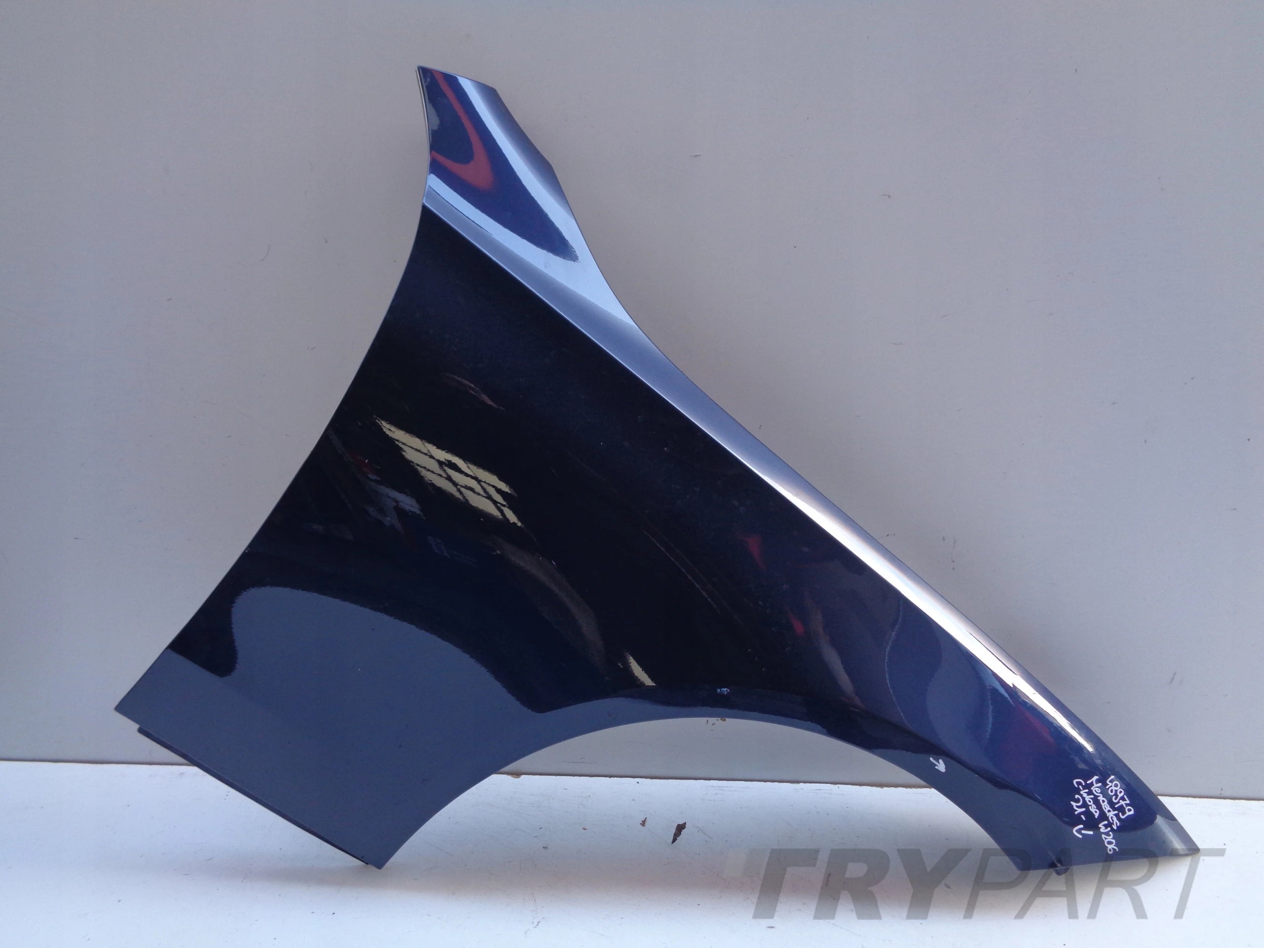 FRONT RIGHT FENDER MERCEDES C-CLASS W206 21- NO. 48979