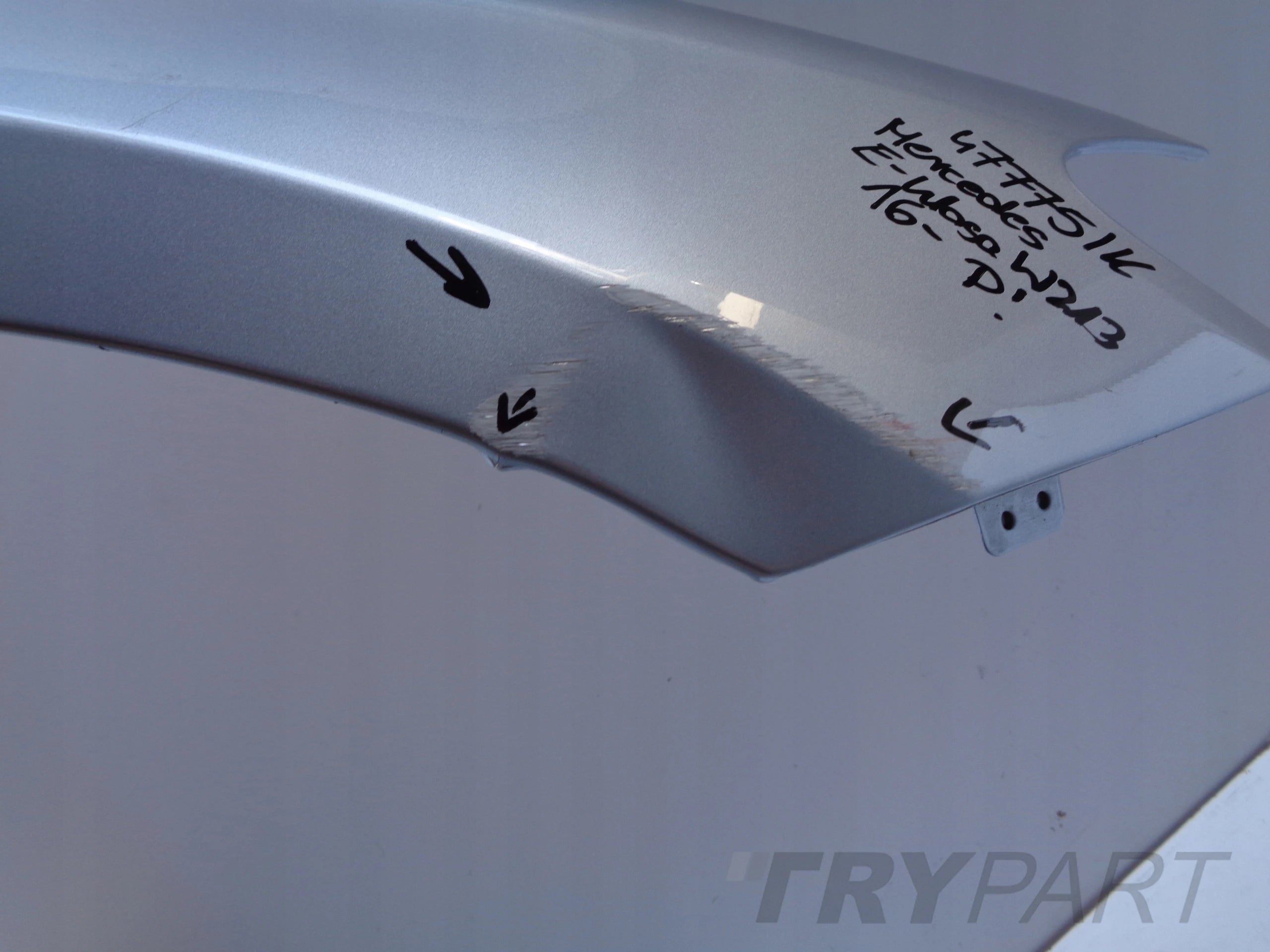 FRONT RIGHT FENDER MERCEDES E-CLASS W213 16- NO. 47775