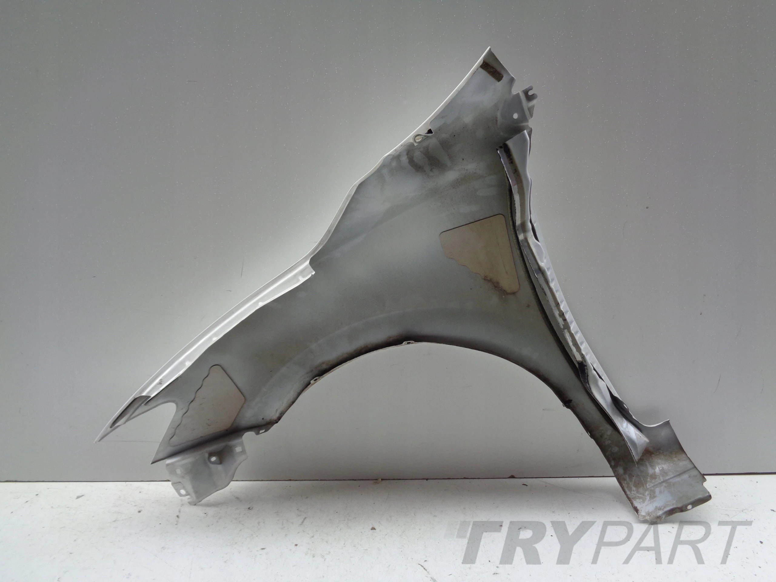 FRONT RIGHT FENDER NISSAN PULSAR 14- NR 51584