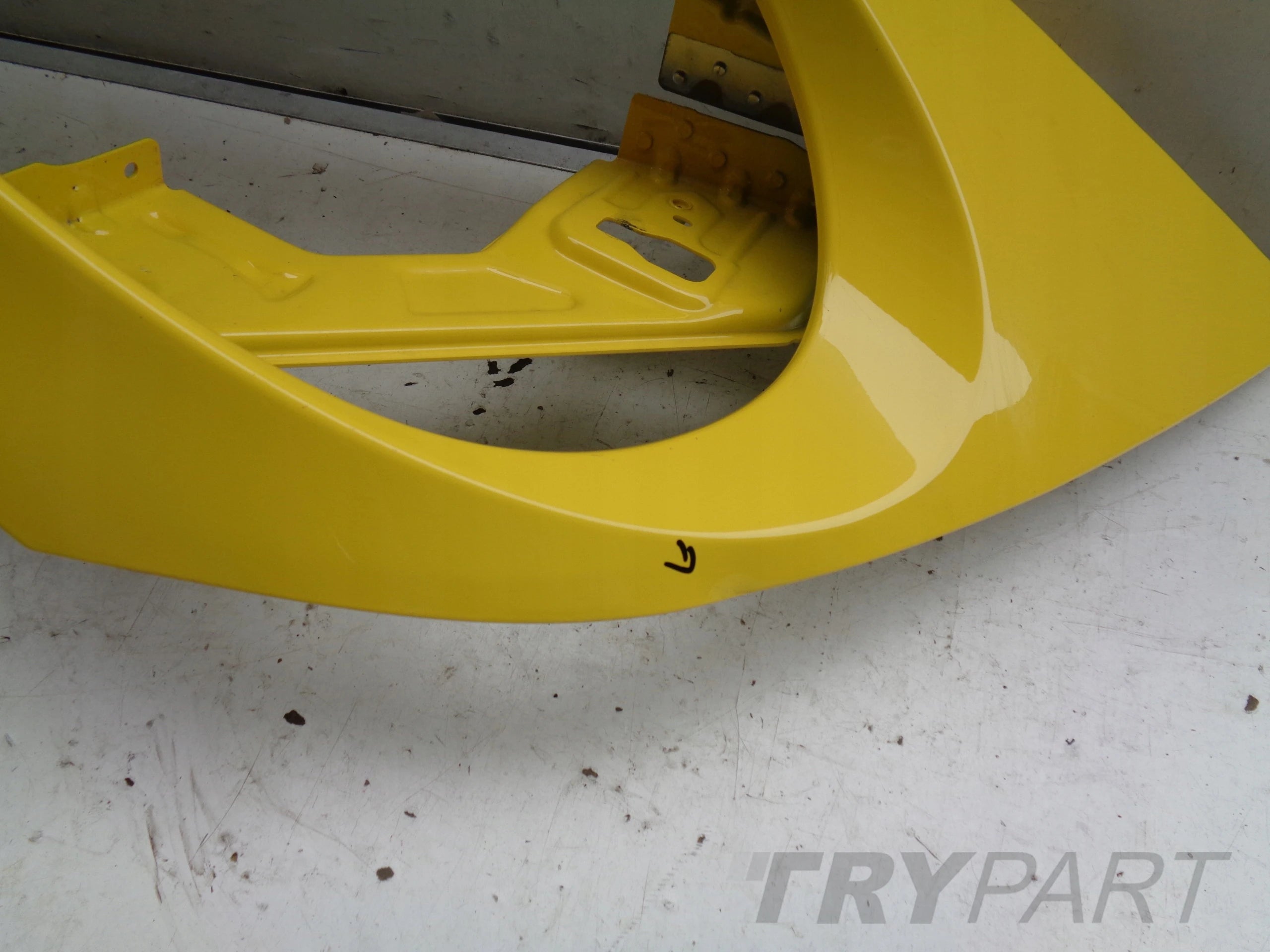 FRONT RIGHT FENDER PORSCHE CARRERA 911 992 18- NO. 46095