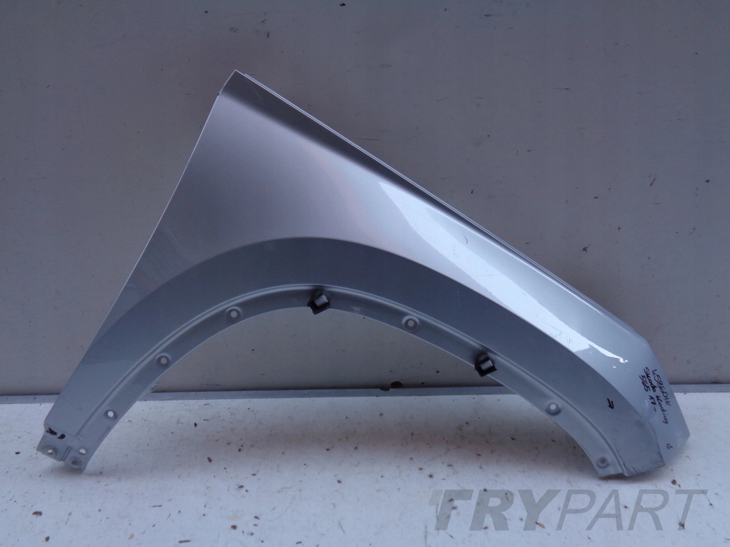 FRONT RIGHT FENDER SKODA KODIAQ 565 17- NO. 45860