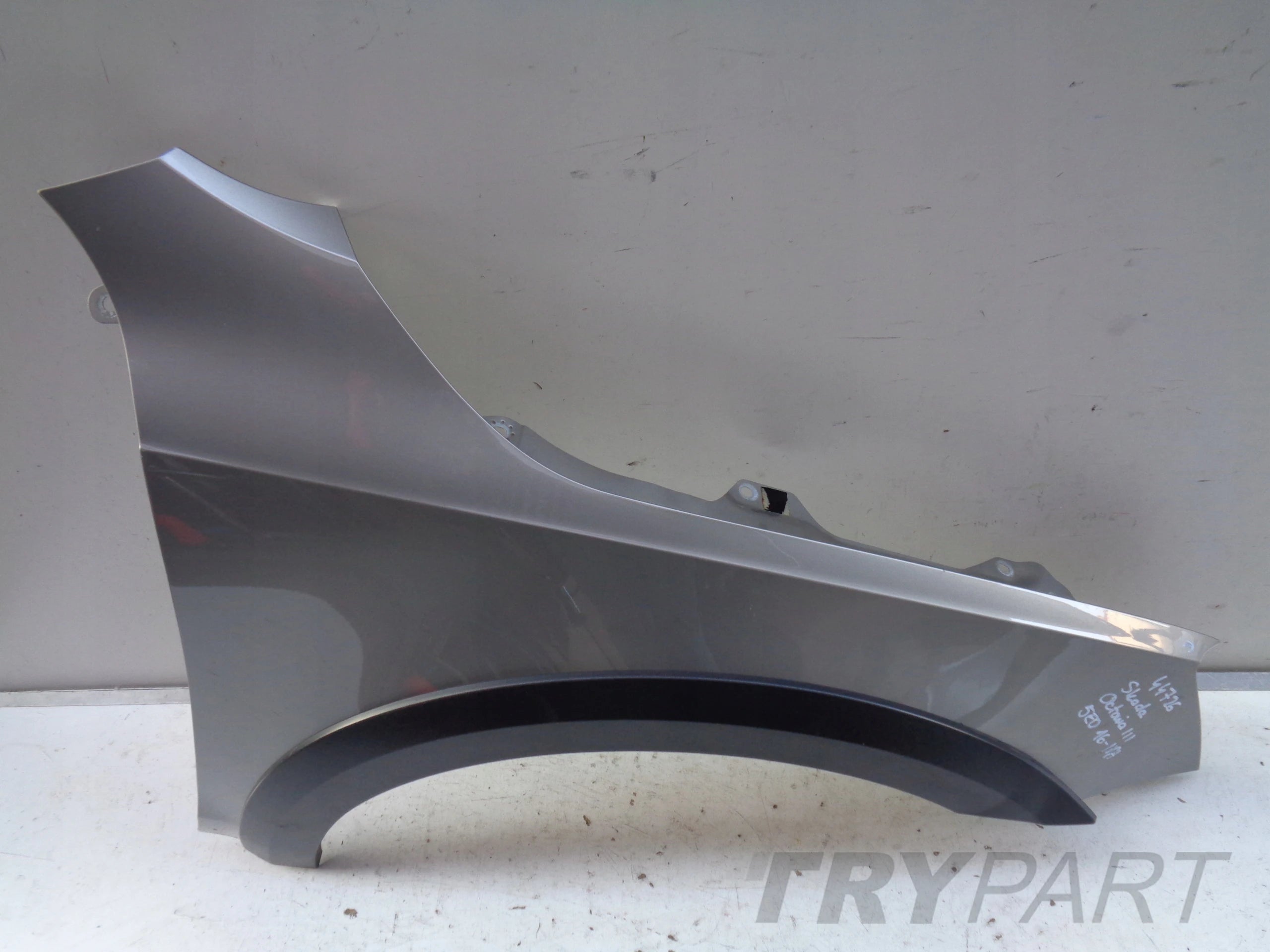 FRONT RIGHT FENDER SKODA OCTAVIA III 3 5E 5E0 16- LIFT SCOUT NO. 44726